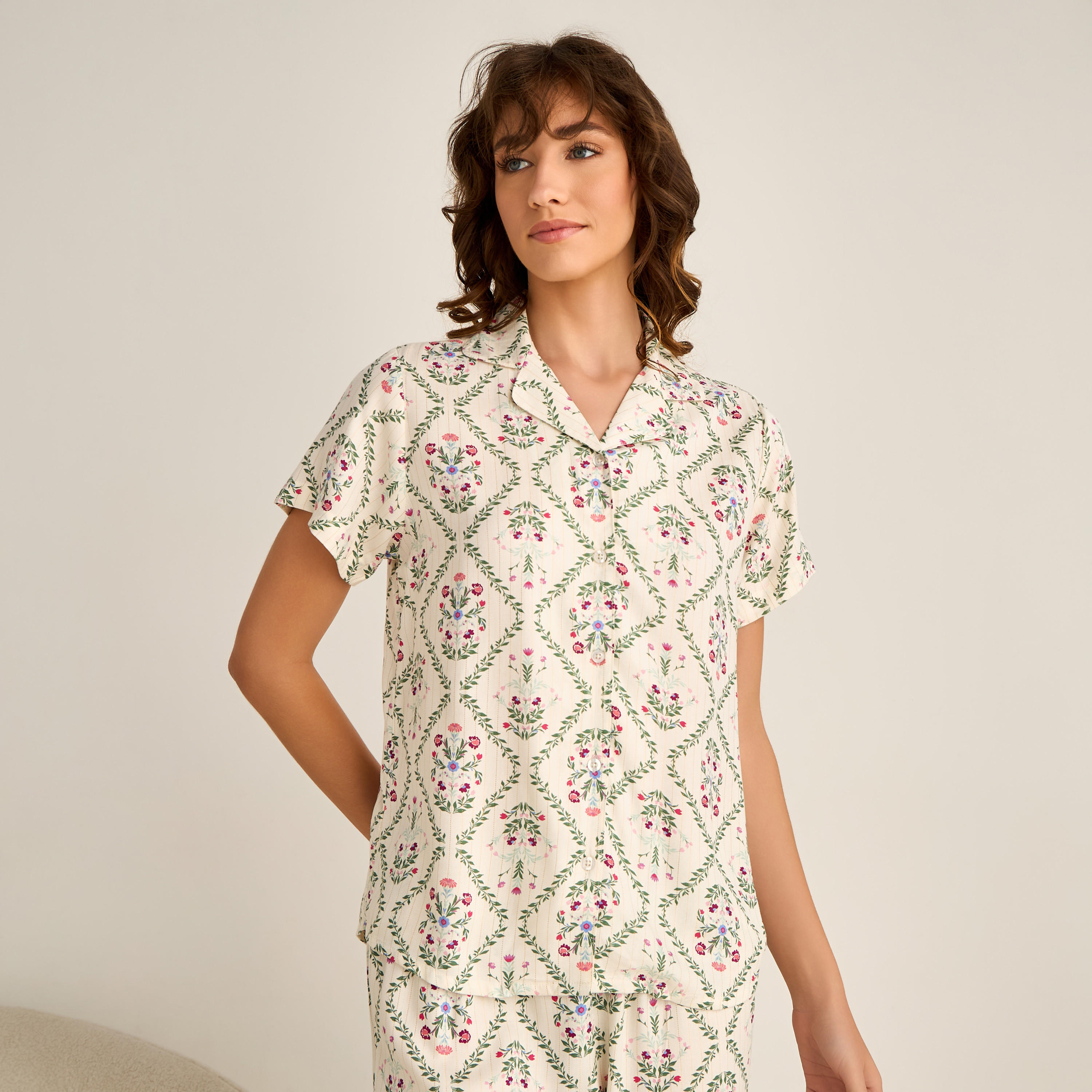 طقم بيجاما بنطلون وقميص بأزرار-women-clothing-nightwear-pyjamas-longsets-image-5