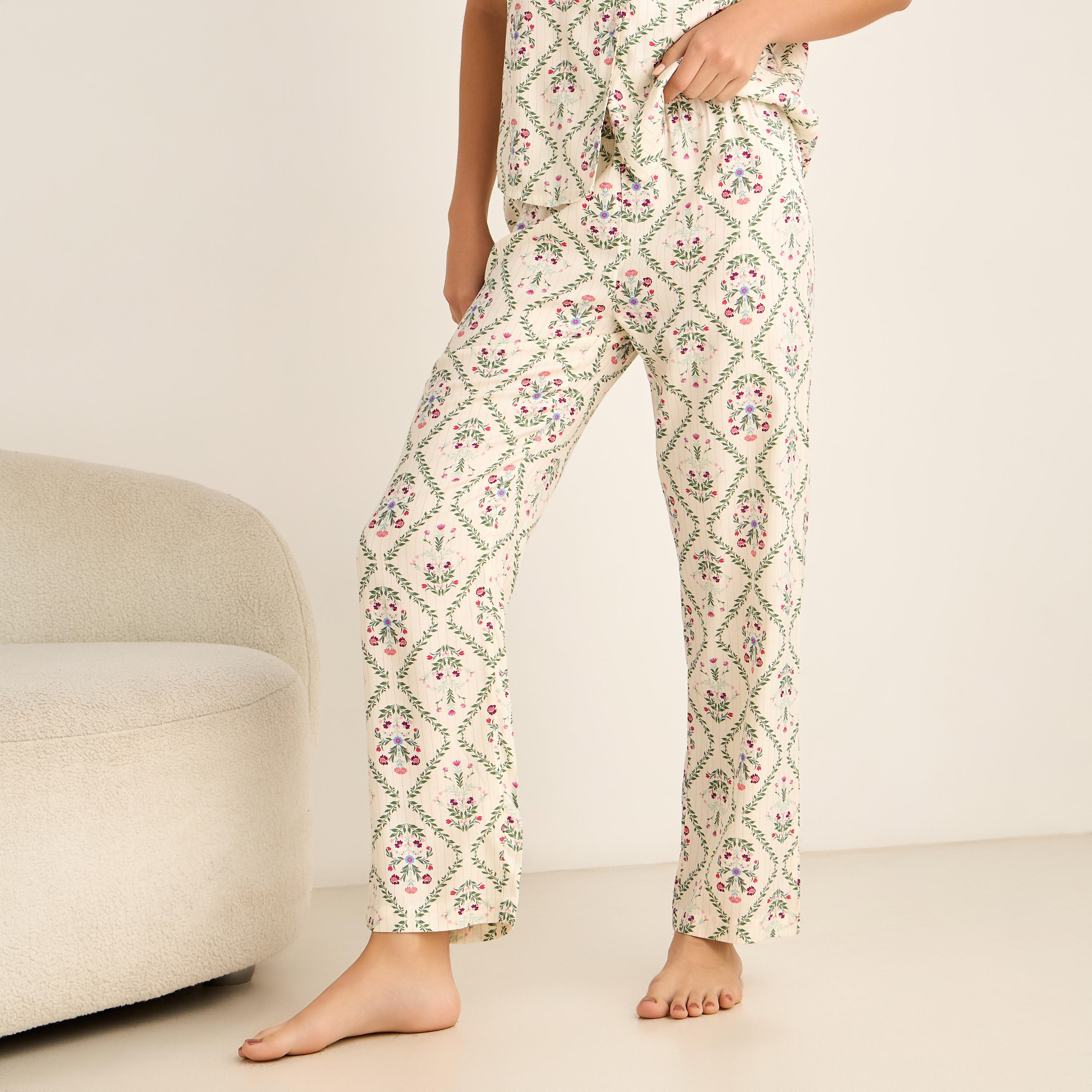 طقم بيجاما بنطلون وقميص بأزرار-women-clothing-nightwear-pyjamas-longsets-image-3