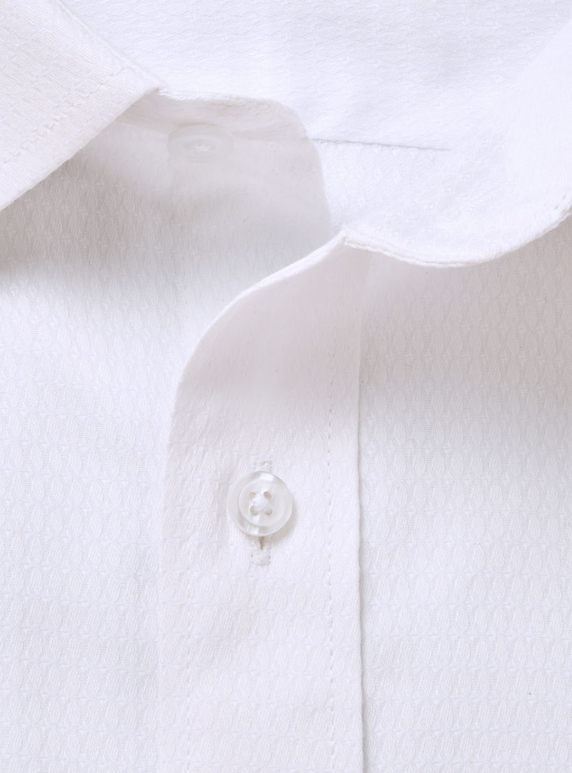قميص دوبي بارز الملمس بقصّة عادية بياقة-men-clothing-shirts-image-7