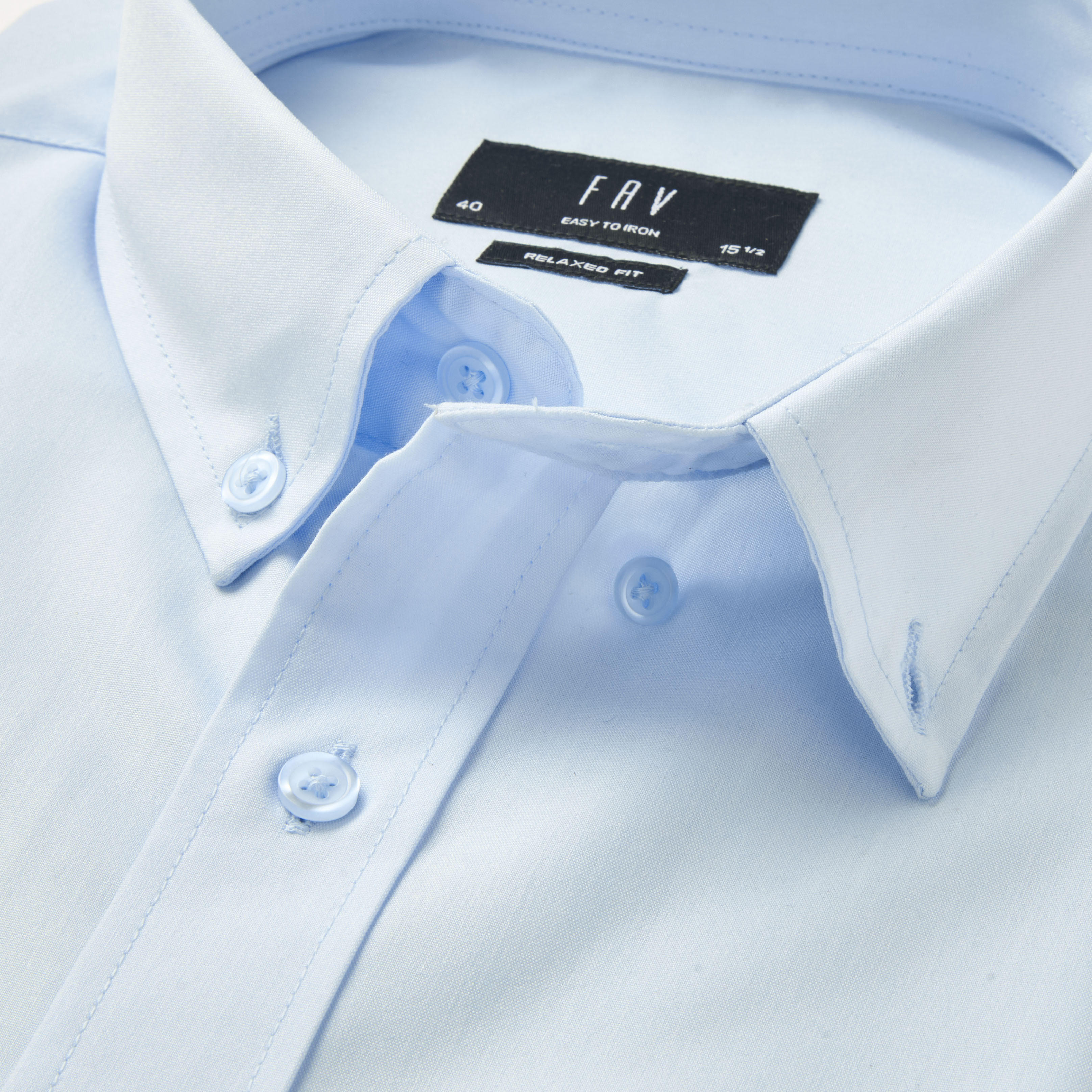 قميص بقصّة عادية وياقة عادية وأكمام قصيرة وأزرار للرجال-men-clothing-shirts-image-2
