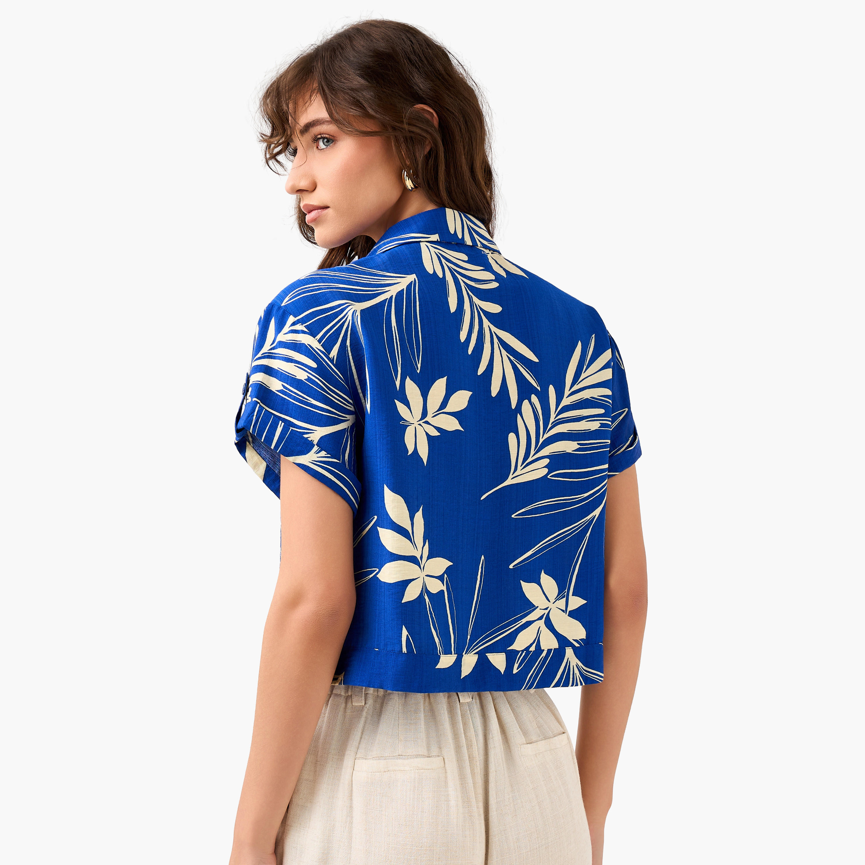 قميص قصير بطبعات-women-clothing-shirtsandblouses-shirts-image-5