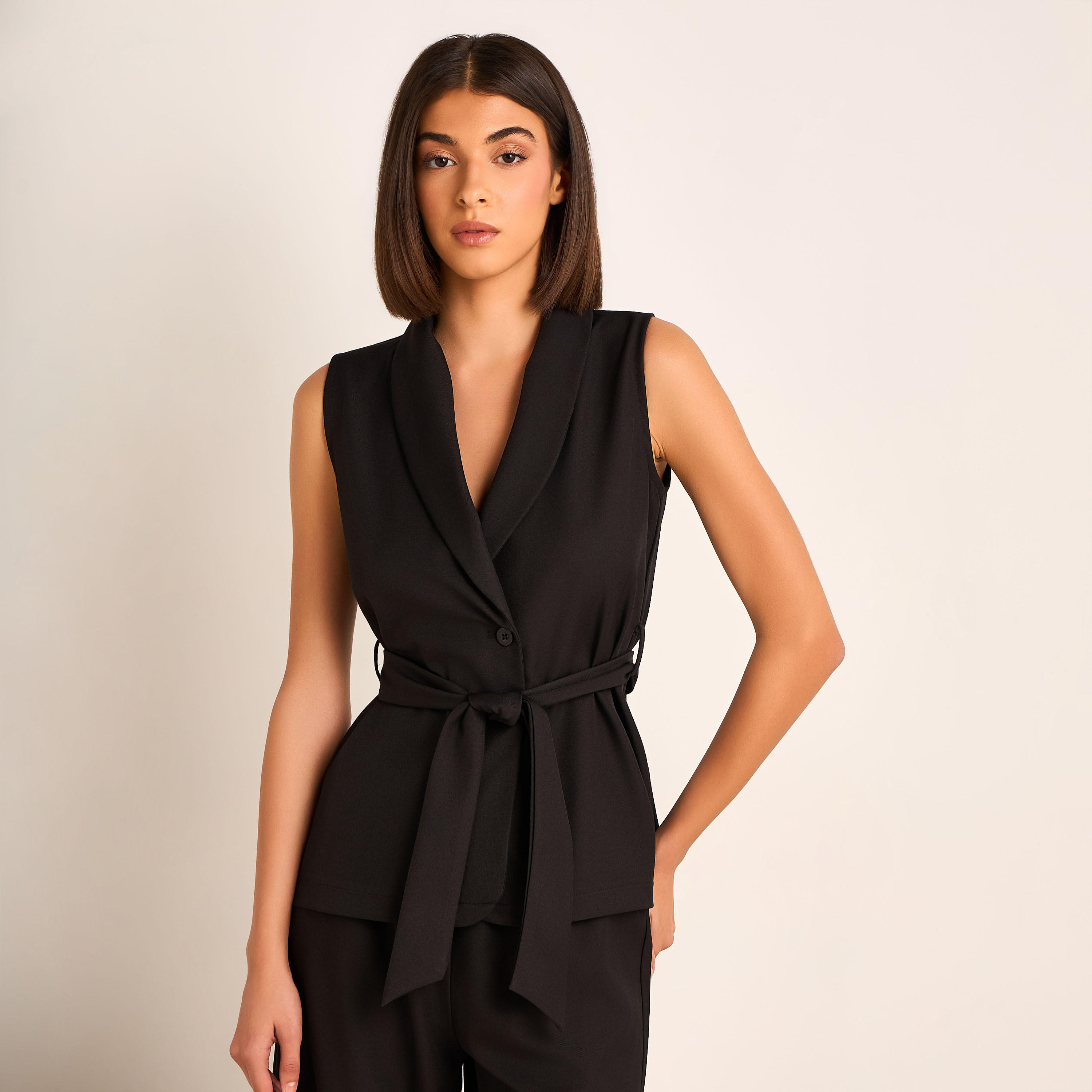 طقم منسق بلوزة ملفوفة وبنطلون واسع الساق-women-clothing-coordsets-image-3
