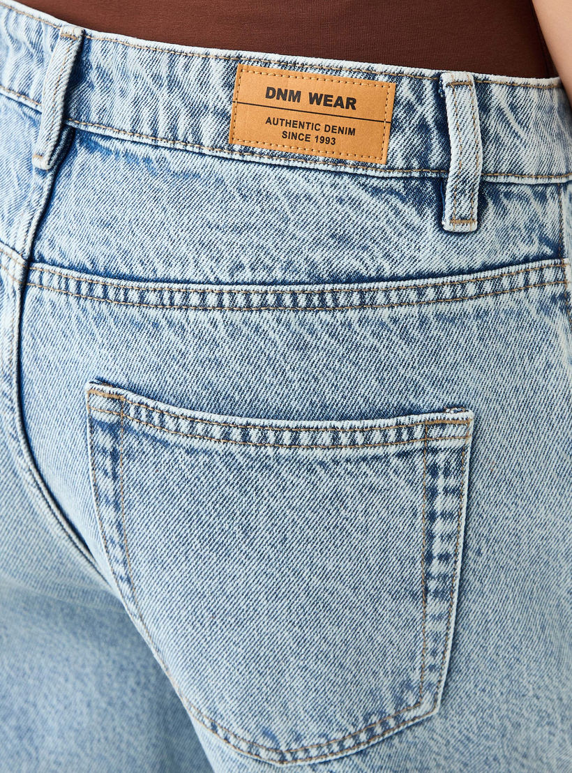 بنطلون جينز بقصة مام وخصر مرتفع للنساء-women-clothing-bottoms-jeans-image-5