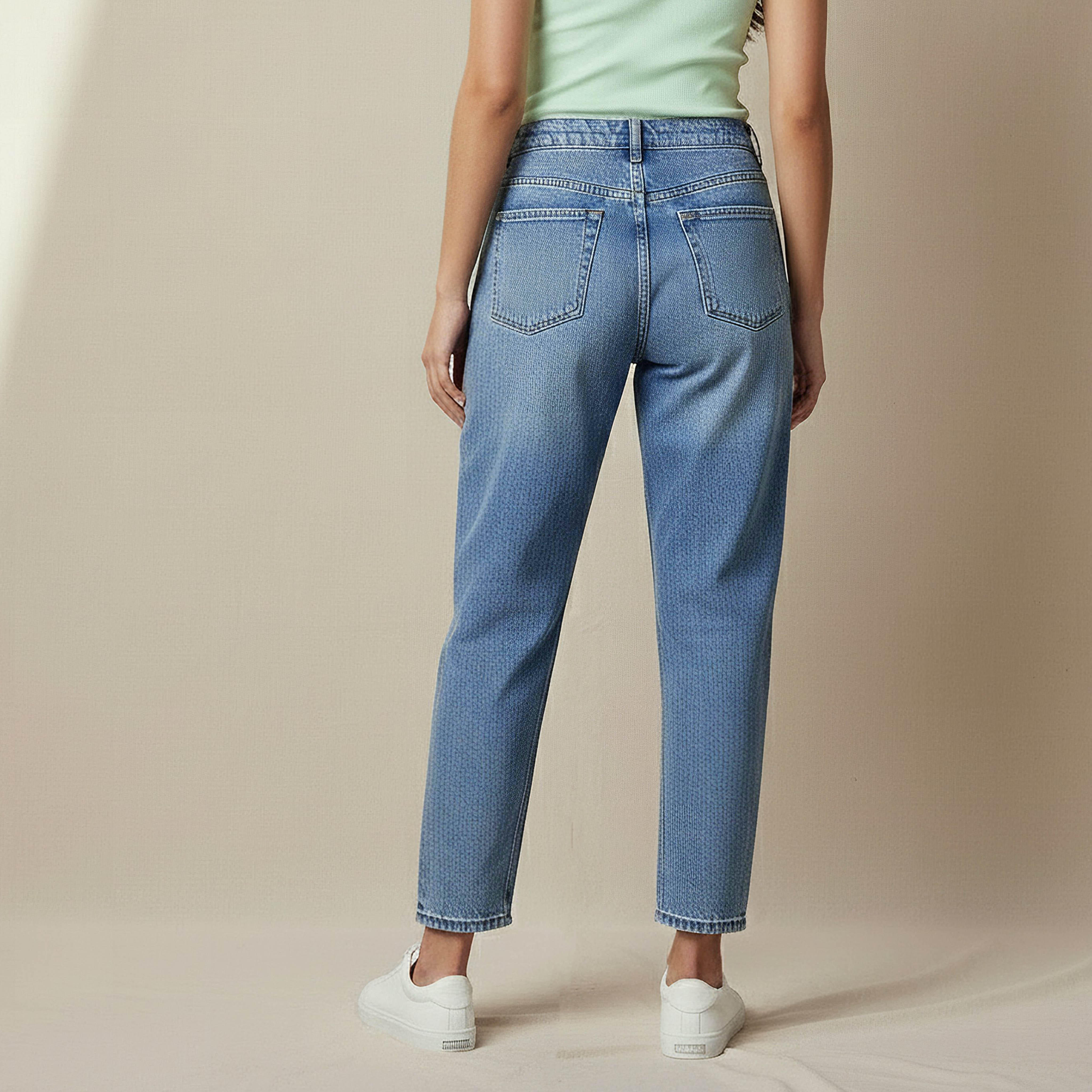 بنطلون جينز بقصة مام وخصر مرتفع للنساء-women-clothing-bottoms-jeans-image-3