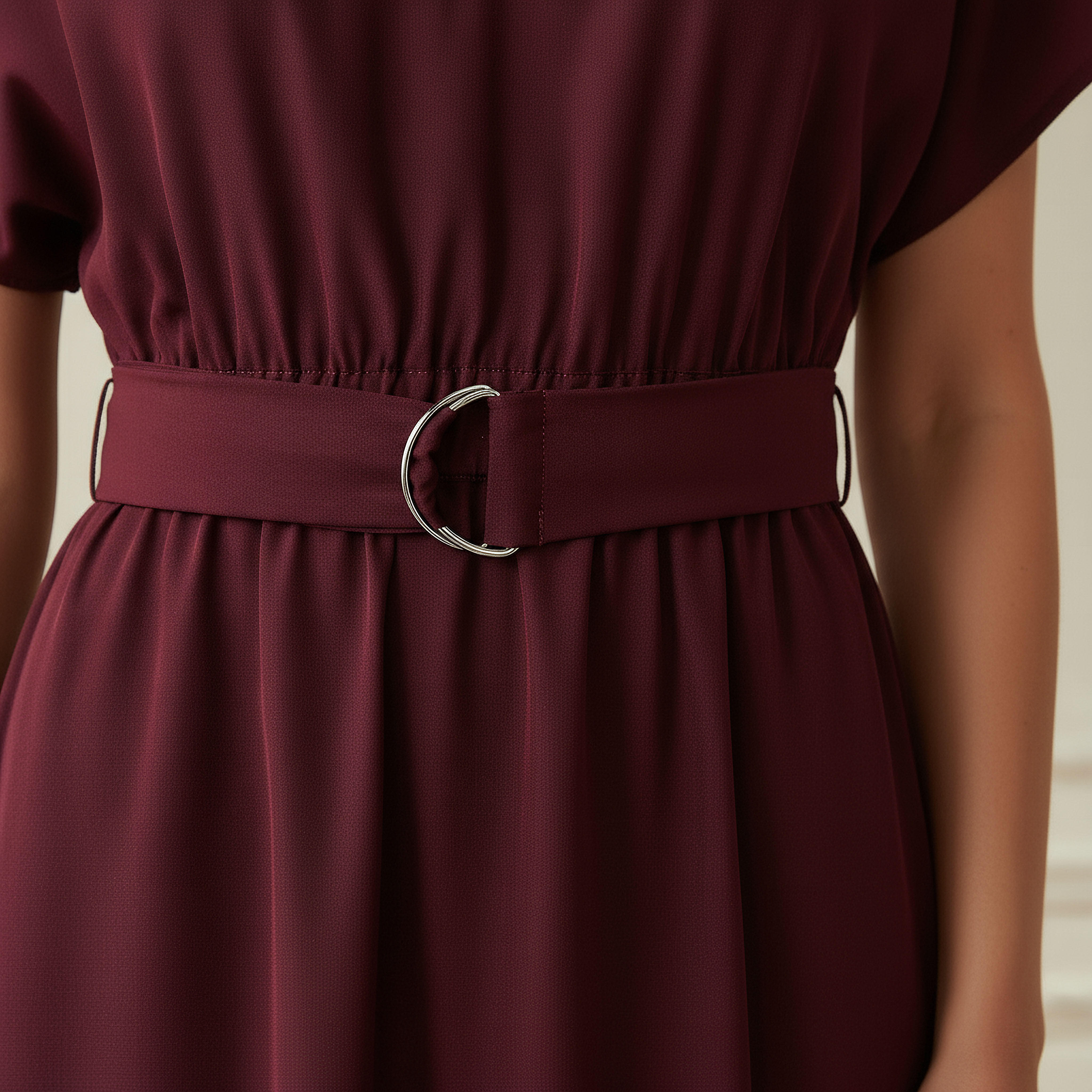 فستان ميدي بحزام وأكمام قصيرة وياقة حرف V-women-clothing-dresses-image-4