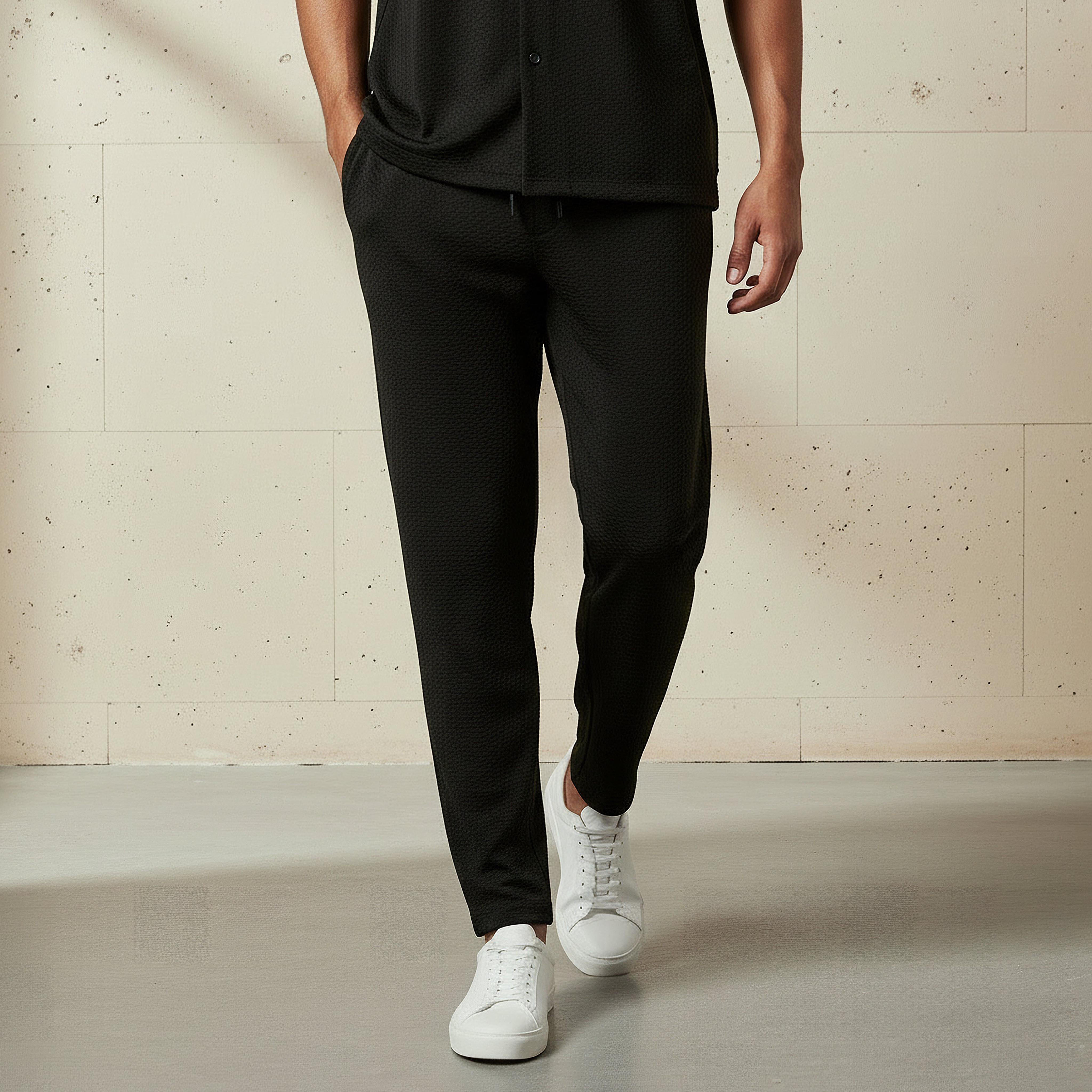 طقم قميص وبنطلون بارز الملمس-men-clothing-sportswearandactivewear-tracksuits-image-4