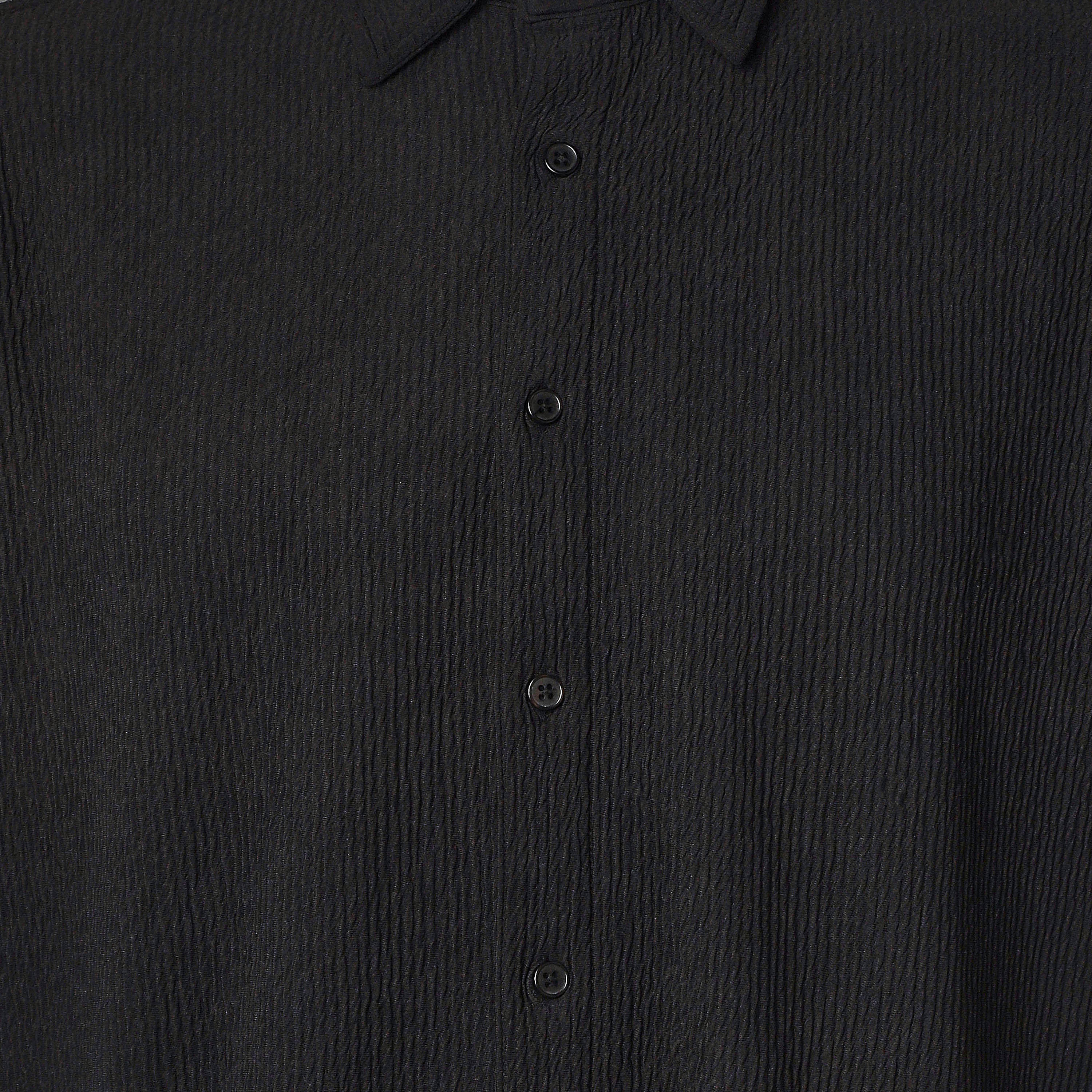 طقم قميص بارز الملمس بأكمام قصيرة وشورت-men-clothing-coordsets-image-2