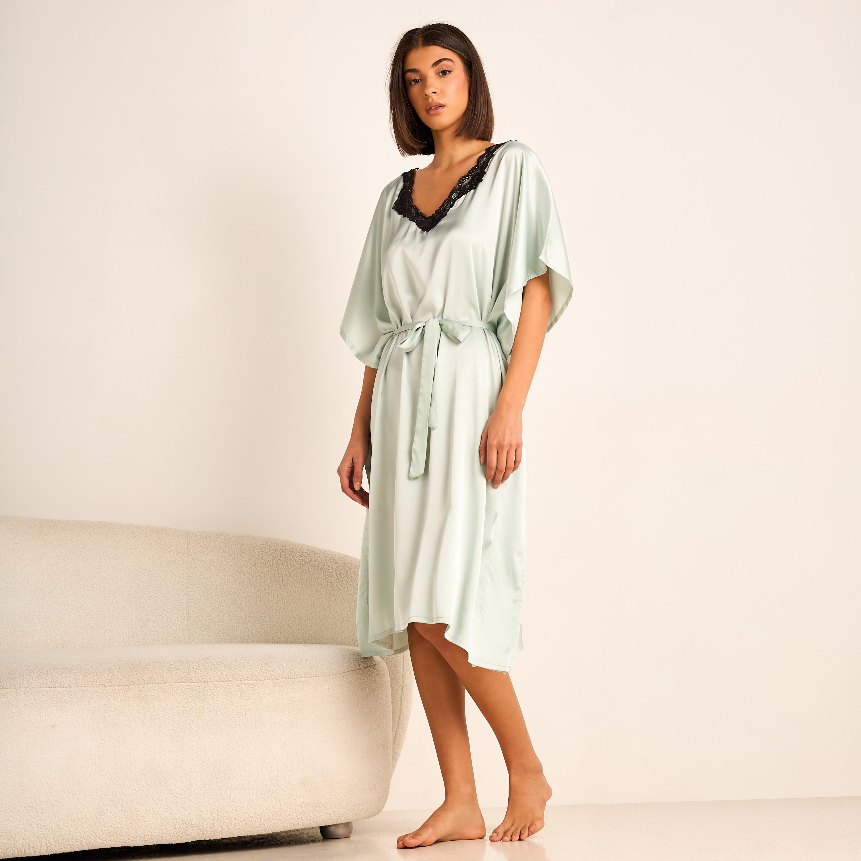 قميص نوم بأكمام قصيرة وحزام من آدارايا-women-clothing-nightwear-nighties-image-4