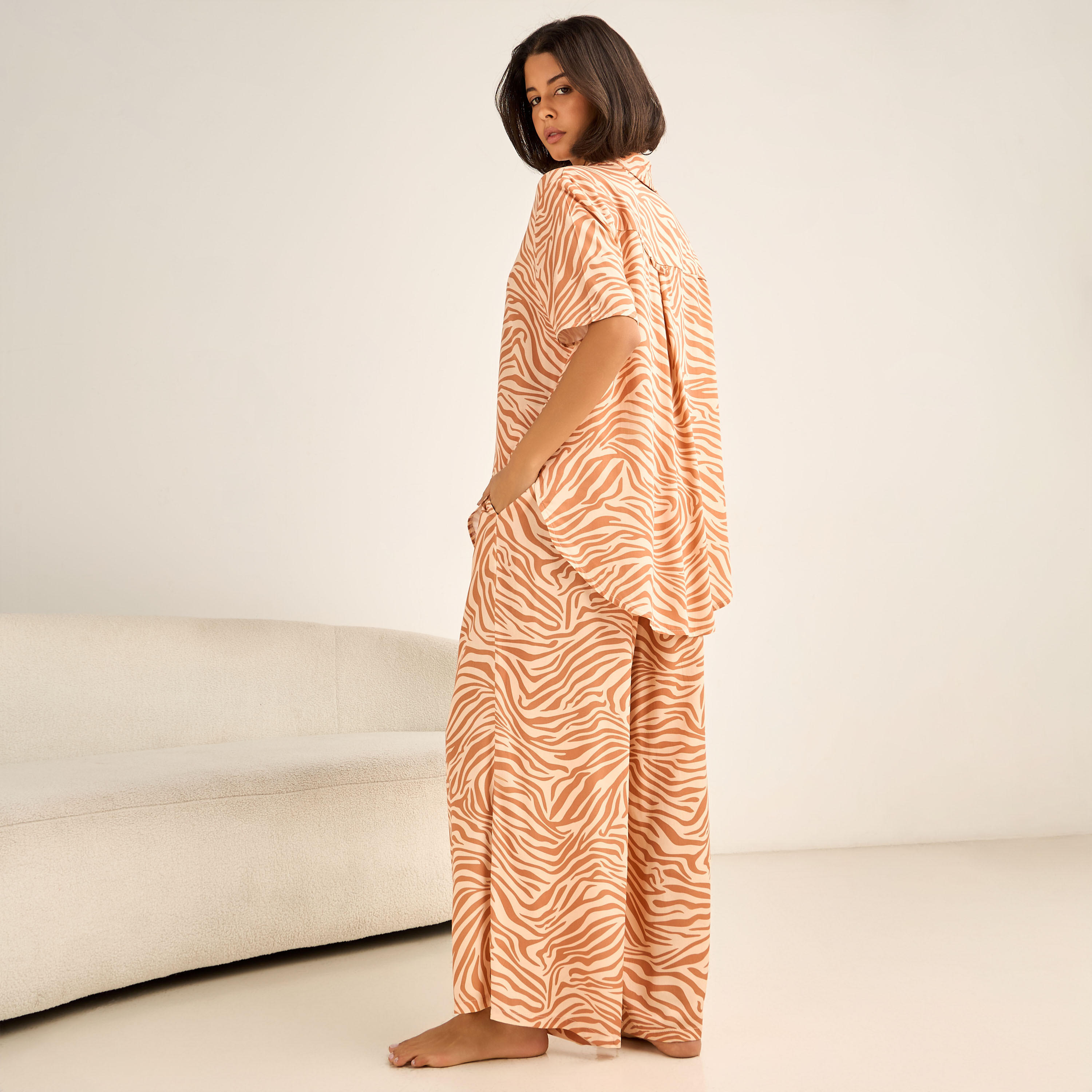 طقم قميص بأزرار وبنطلون بيجاما من آدارايا-women-clothing-nightwear-pyjamas-longsets-image-4