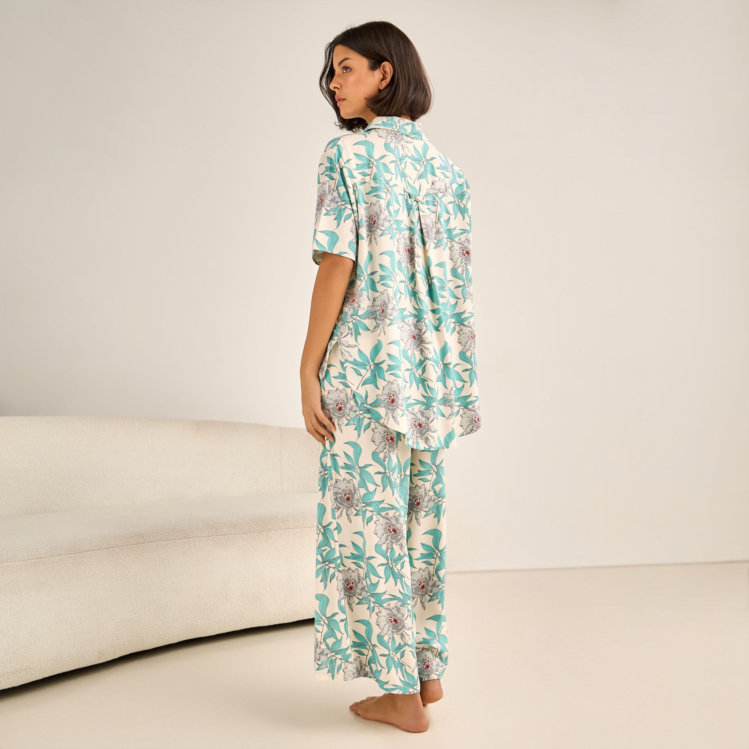 طقم بيجاما بقميص بأزرار وبنطلون من أدارايا-women-clothing-nightwear-pyjamas-longsets-image-3