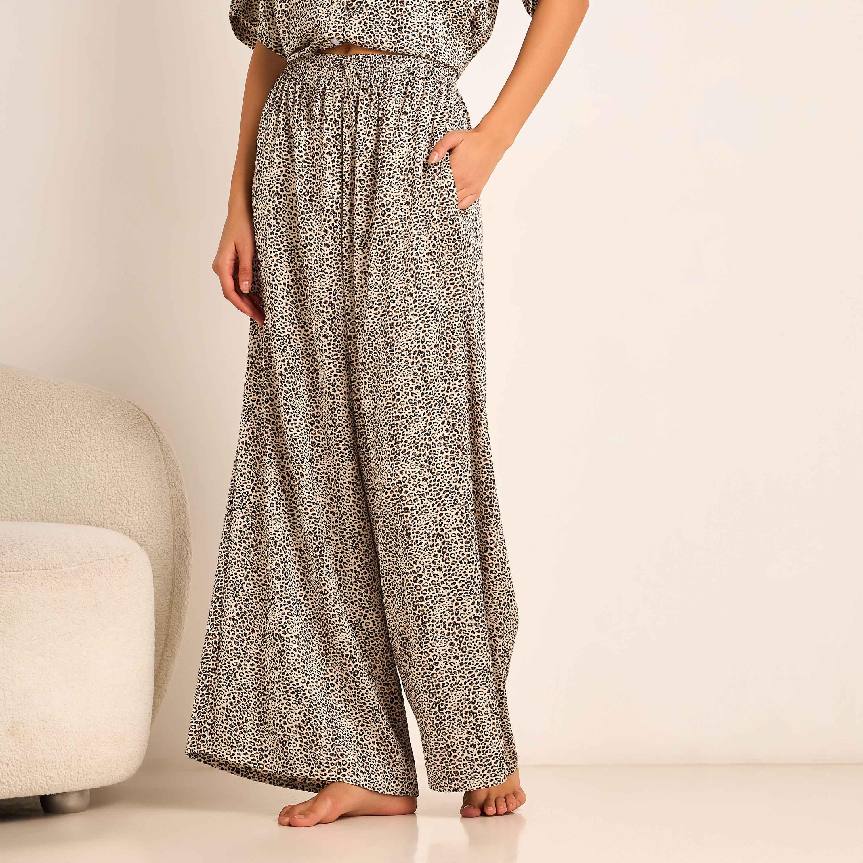 Aadaraya Pyjama Set Button-Down Shirt & Trousers-women-clothing-nightwear-pyjamas-longsets-image-4