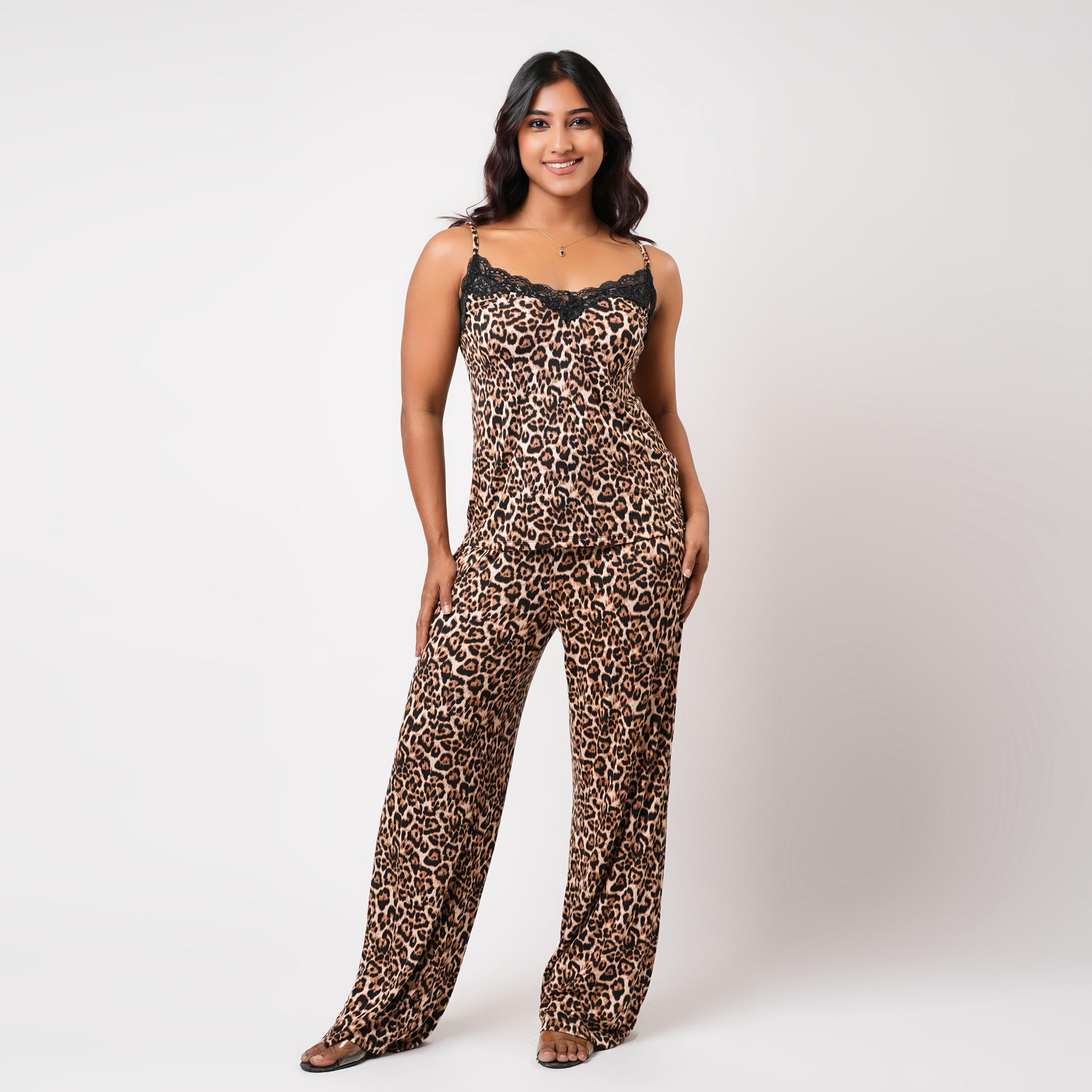طقم بيجاما وقميص داخلي وبنطلون من أدارايا-women-clothing-nightwear-pyjamas-longsets-image-4