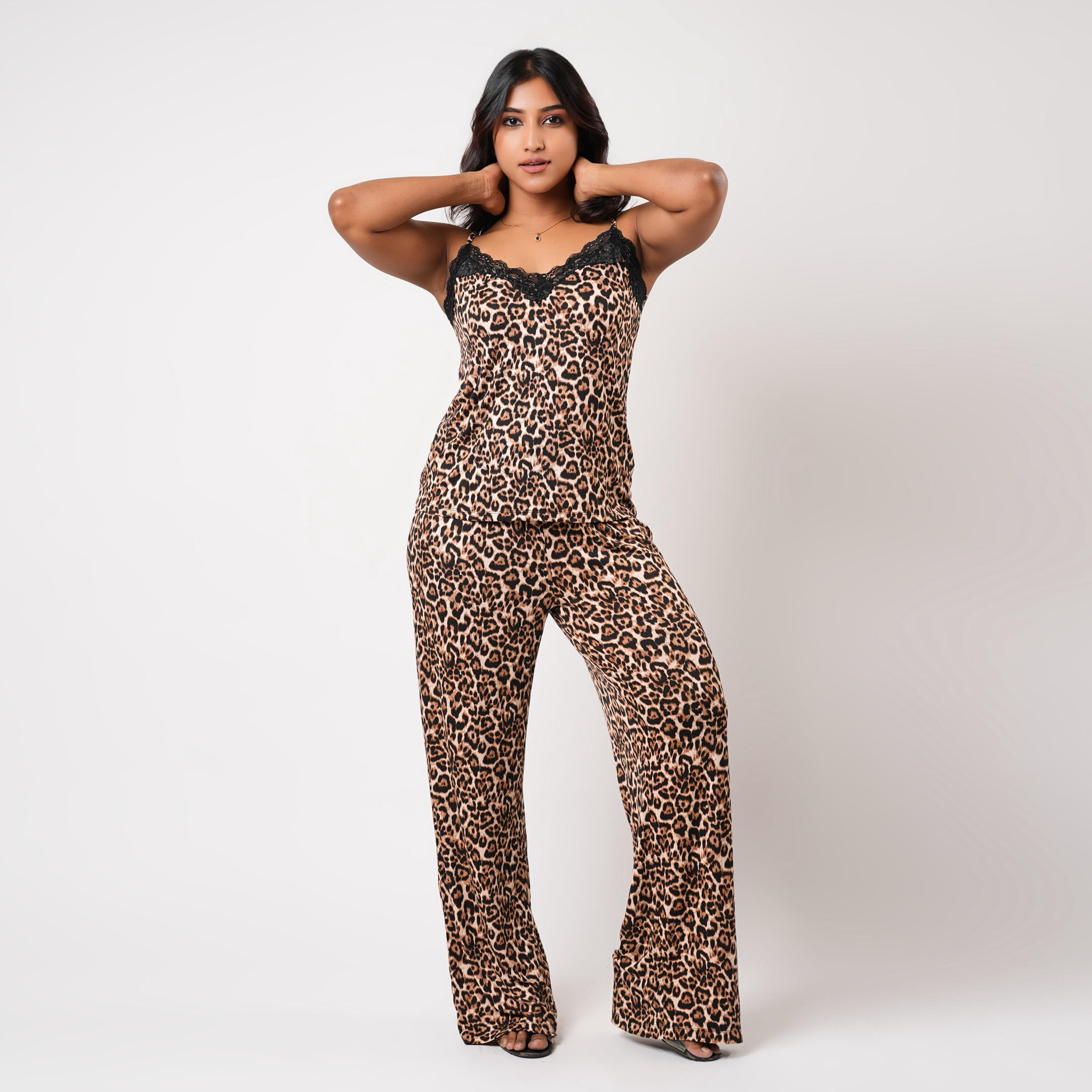 طقم بيجاما وقميص داخلي وبنطلون من أدارايا-women-clothing-nightwear-pyjamas-longsets-image-3