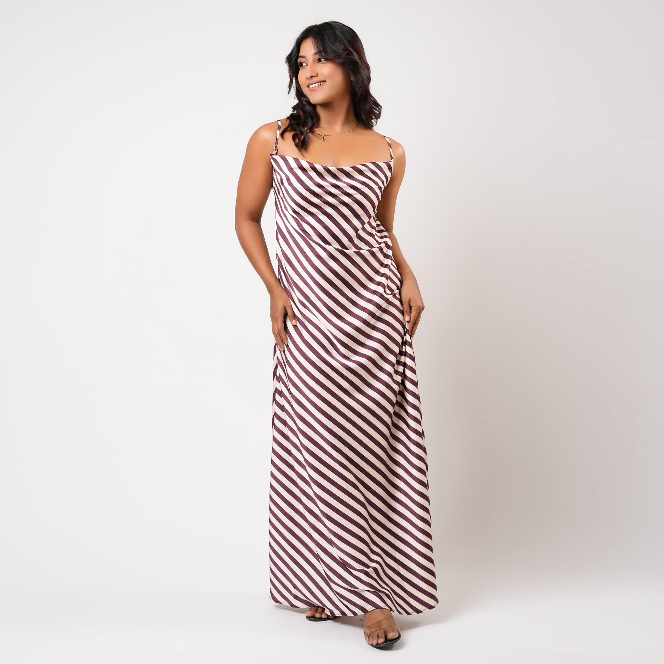 فستان نوم ماكسي بدون أكمام مخطّط من آدارايا-women-clothing-nightwear-nighties-image-1