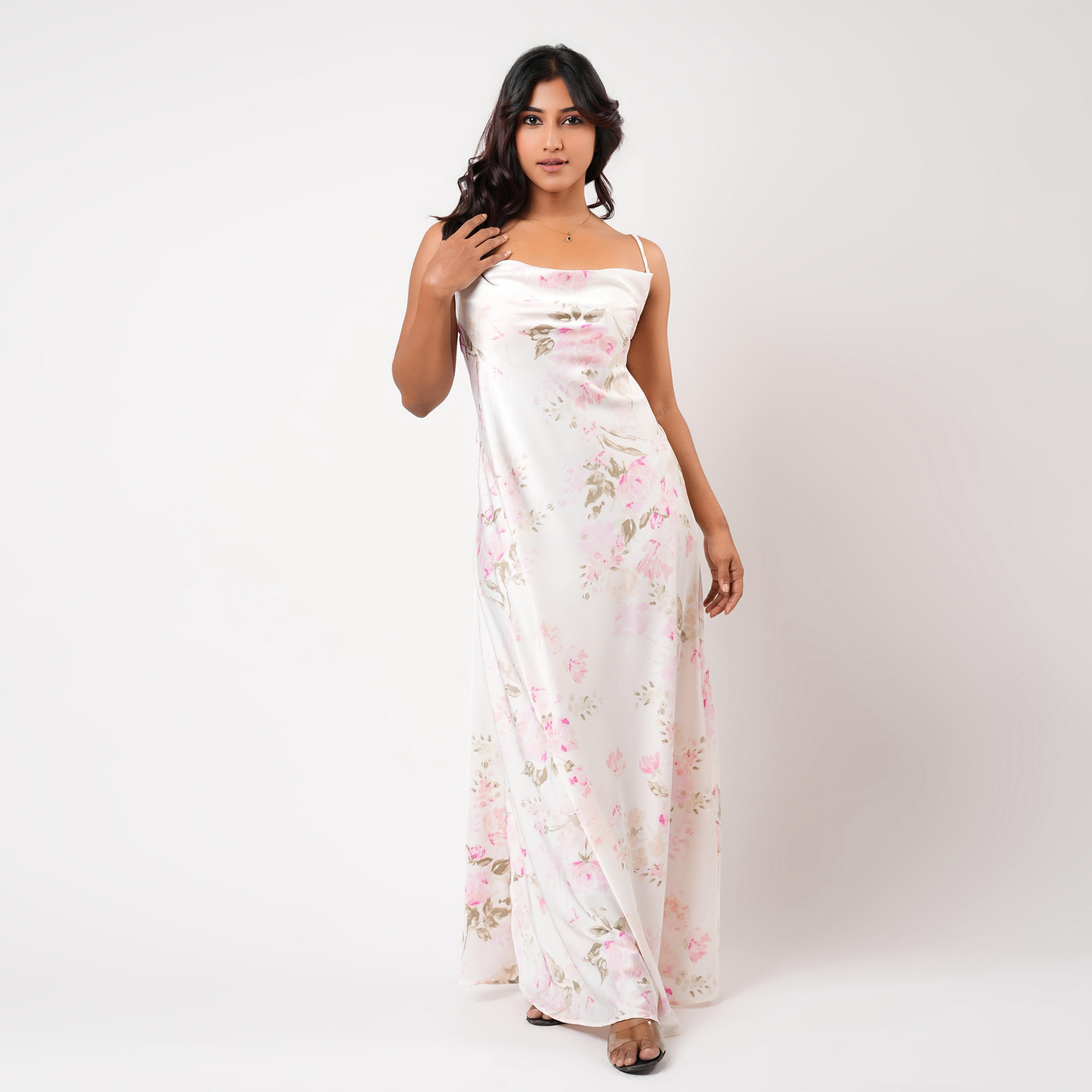 فستان نوم ماكسي بدون أكمام بطبعات زهرية من آدارايا-women-clothing-nightwear-nighties-image-1