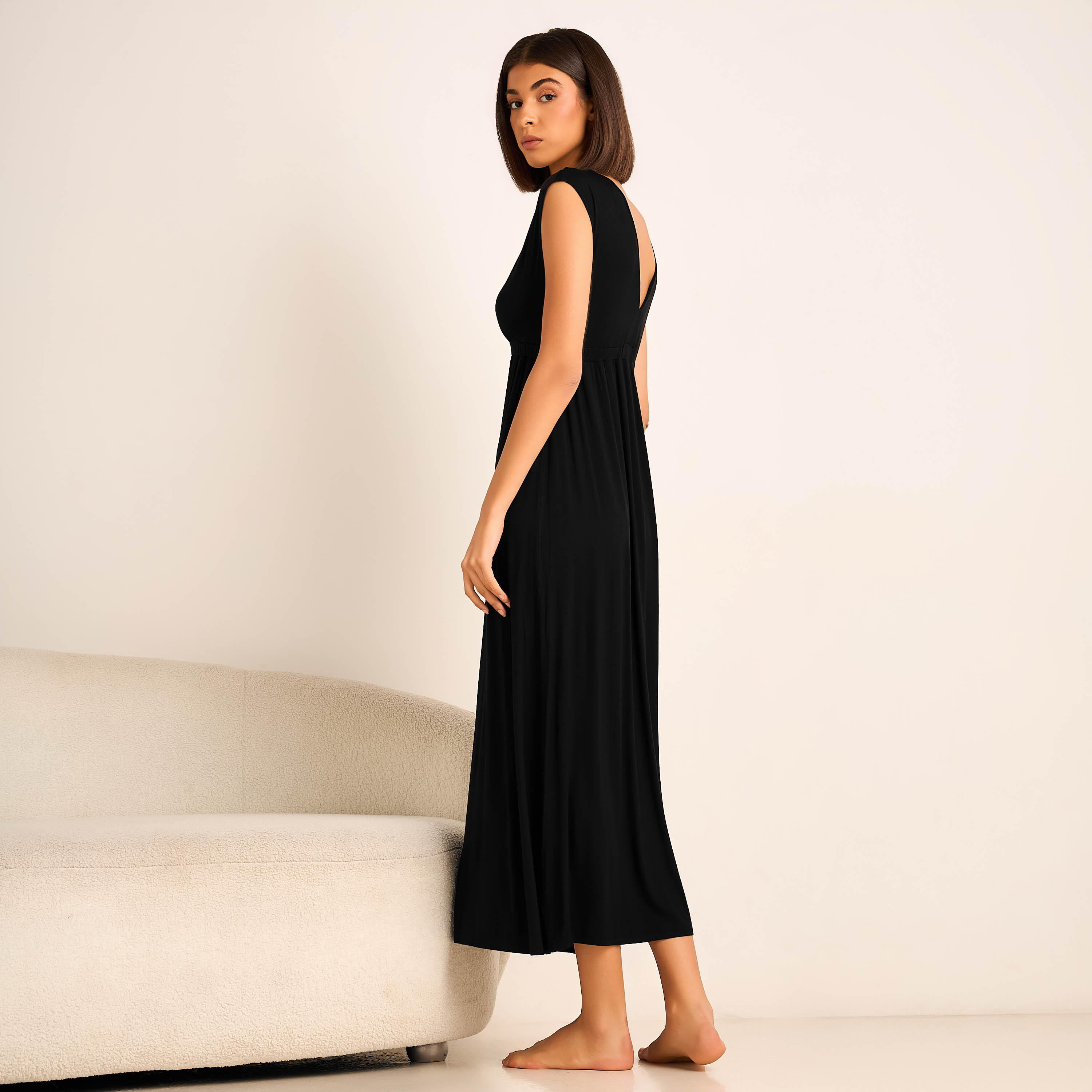 قميص نوم بأكمام قصيرة وحافة دانتيل من أدارايا-women-clothing-nightwear-nighties-image-3