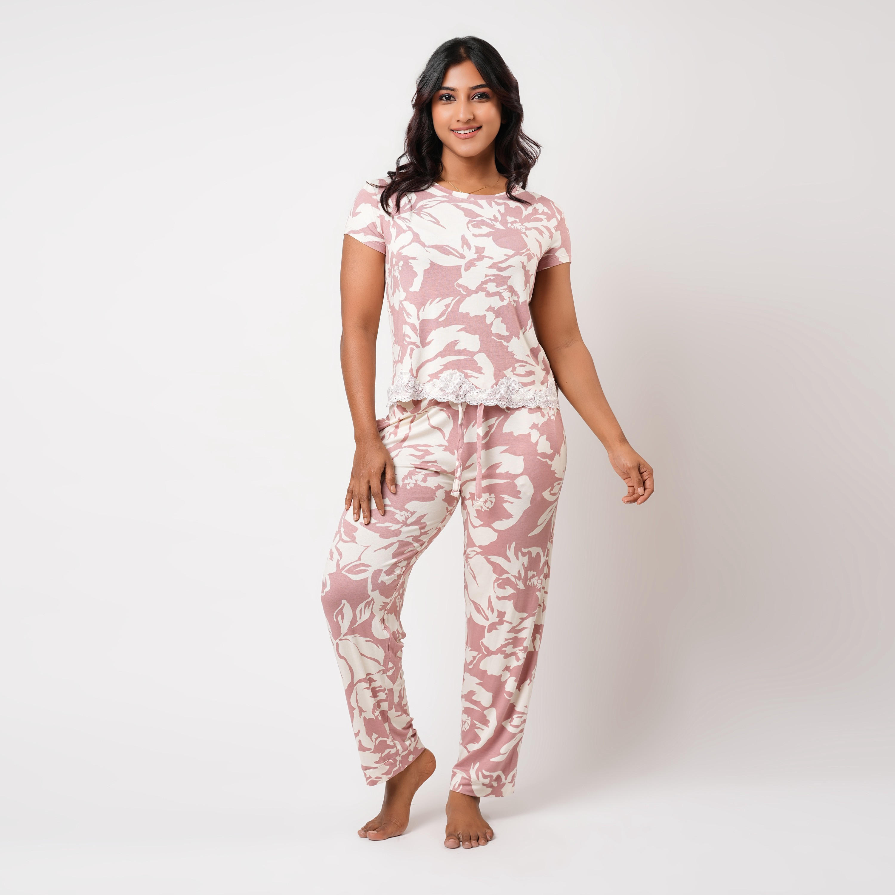 Aadaraya Pyjama Set T-shirt & Trousers-women-clothing-nightwear-pyjamas-longsets-image-1