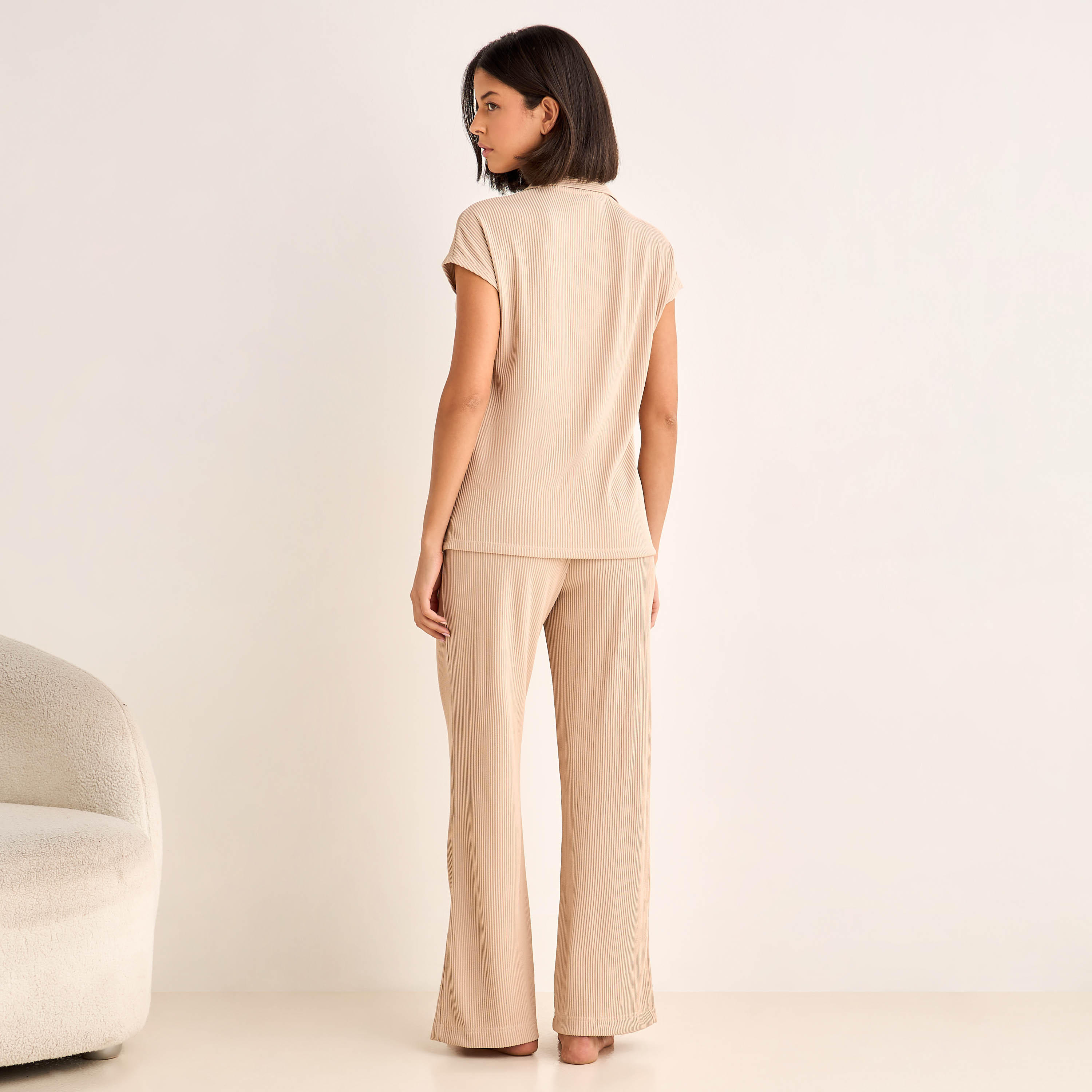 طقم بلوزة منسوجة بارزة الملمس وبنطلون-women-clothing-coordsets-image-3