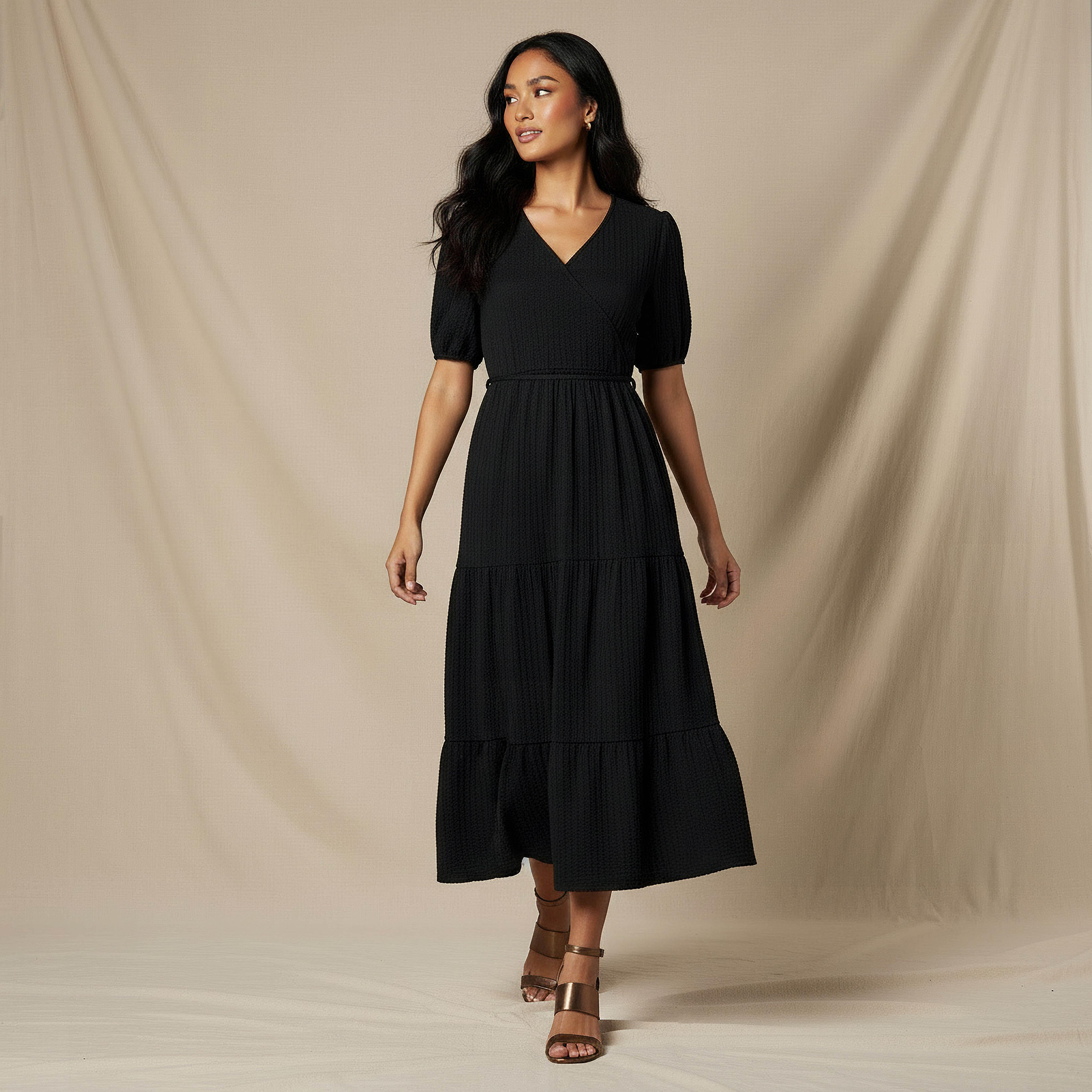 فستان ميدي بارز الملمس بطبقات وأكمام قصيرة منفوخة-women-clothing-dresses-image-5