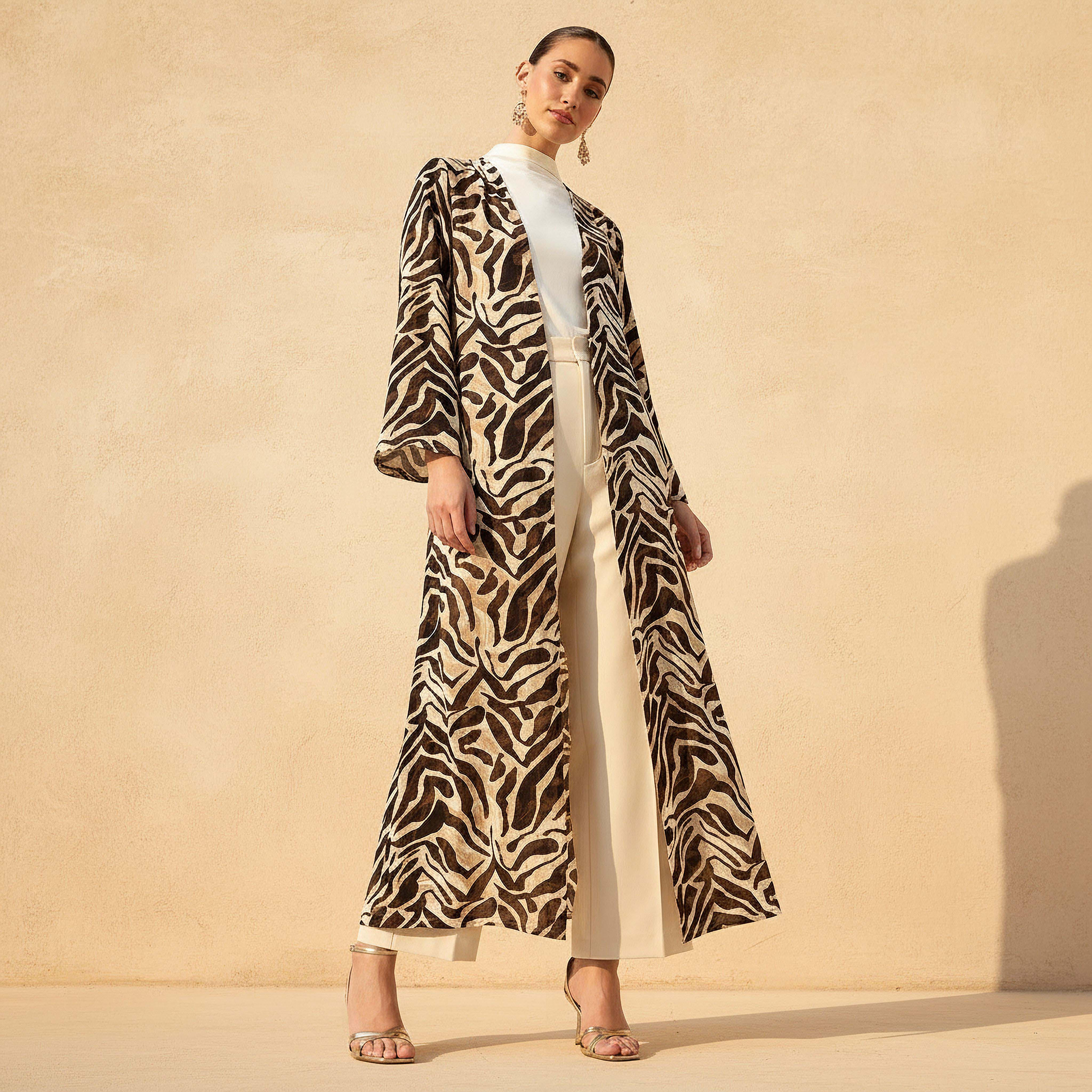 Regular Fit Kimono Abaya Shrug with Animal Print-women-arabicclothing-abayas-image-2