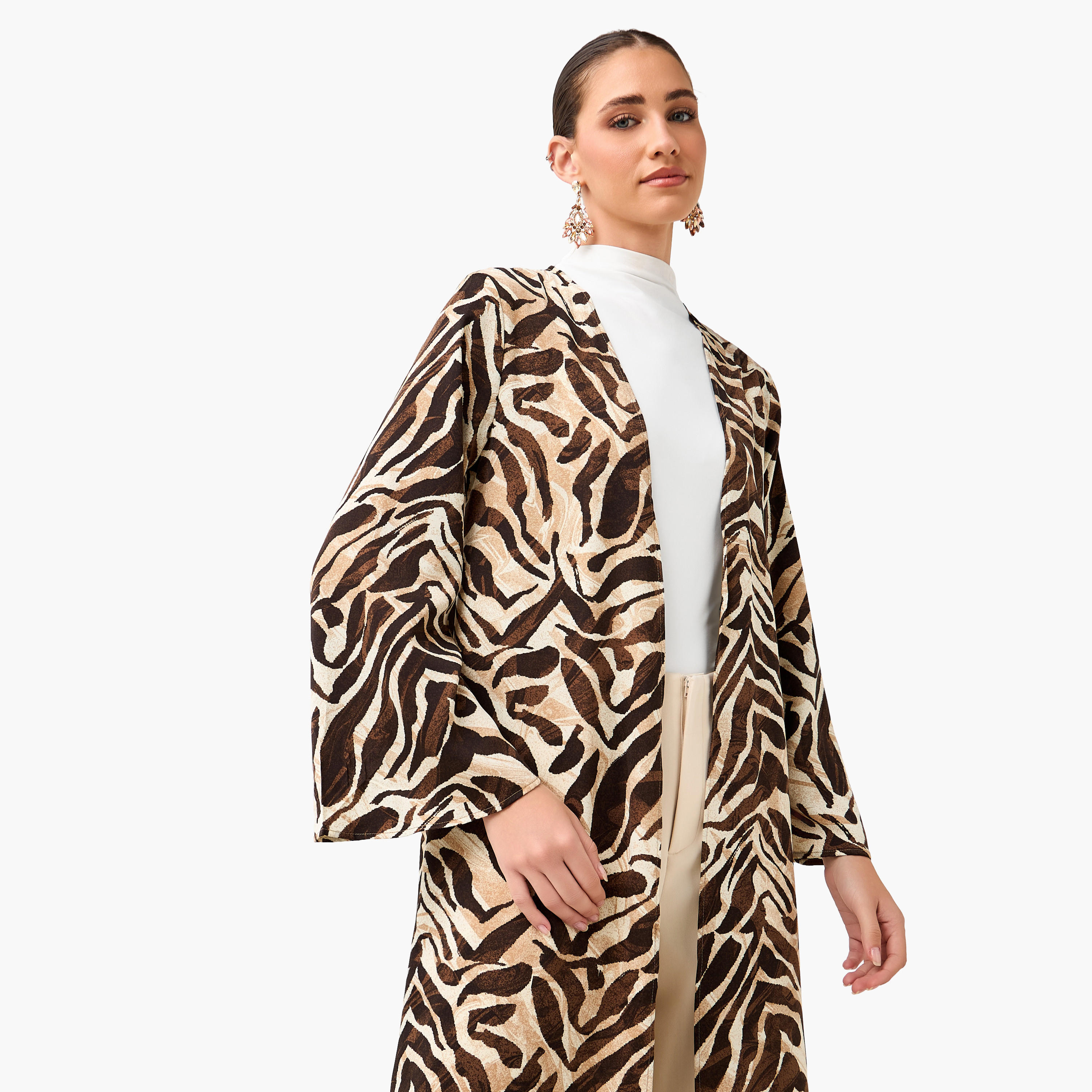 Regular Fit Kimono Abaya Shrug with Animal Print-women-arabicclothing-abayas-image-7