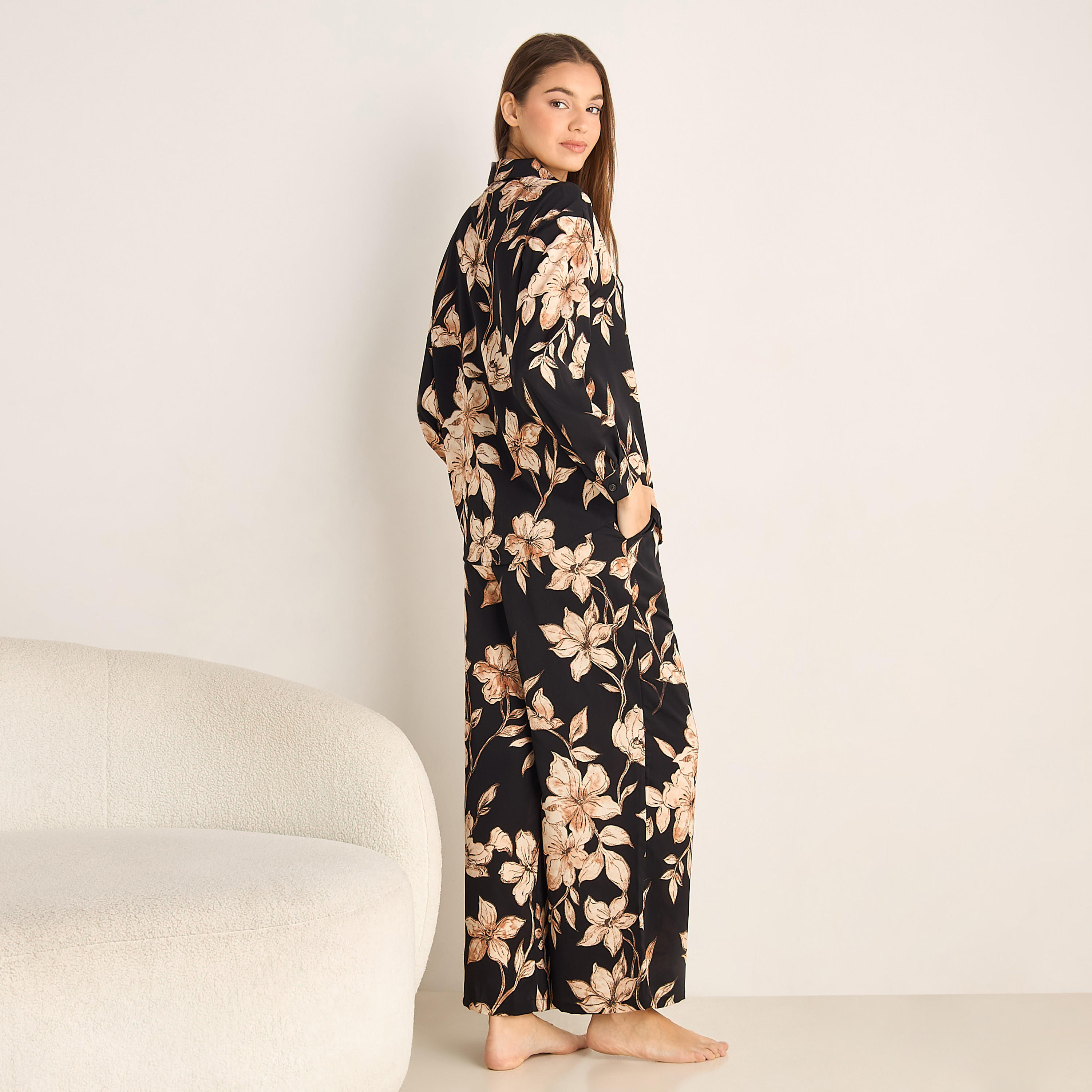 Pyjama Set Button-Down Shirt & Trousers-women-clothing-coordsets-image-3