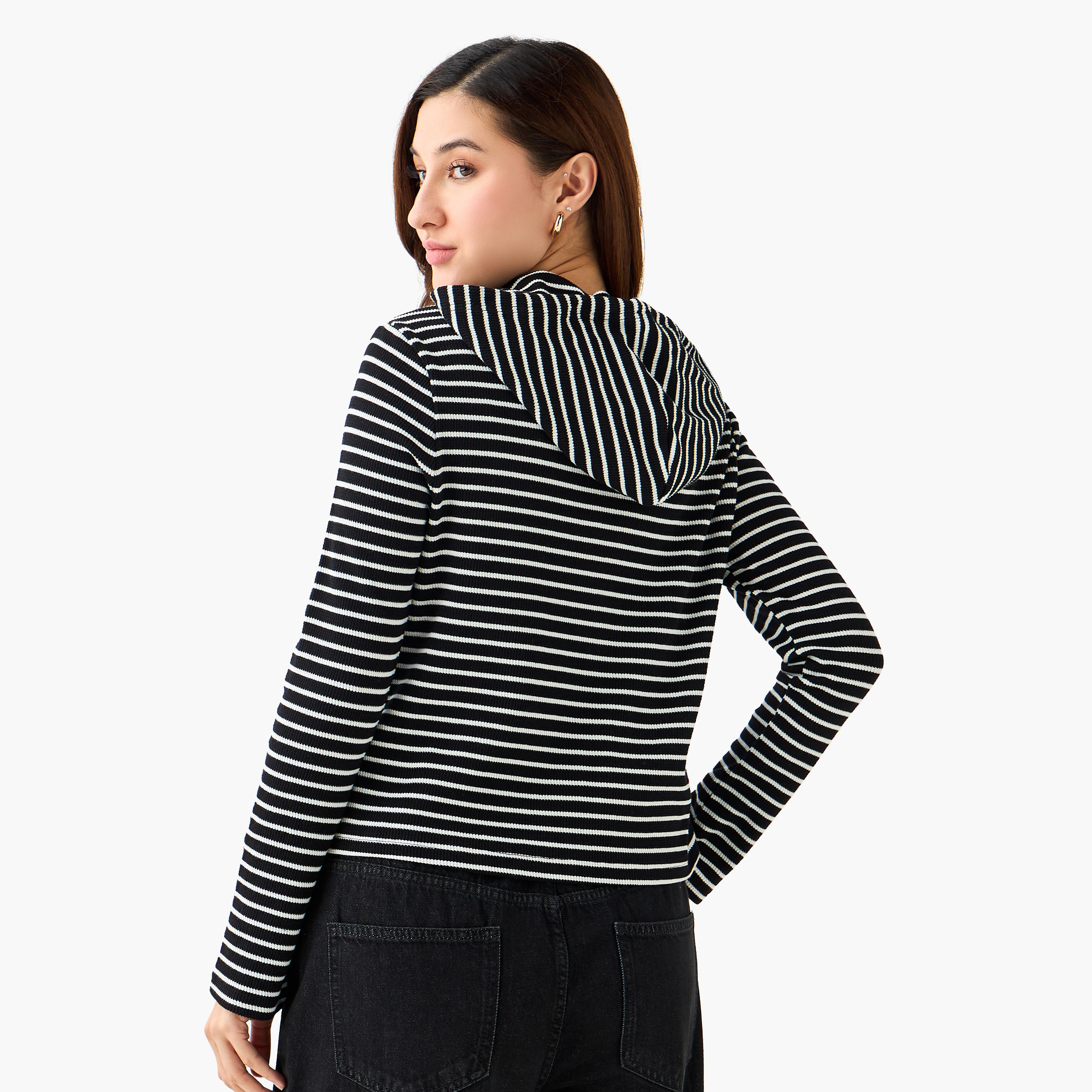 هودي مخطط بقصة مريحة للنساء-women-winterwear-hoodiesandsweatshirts-hoodies-image-4