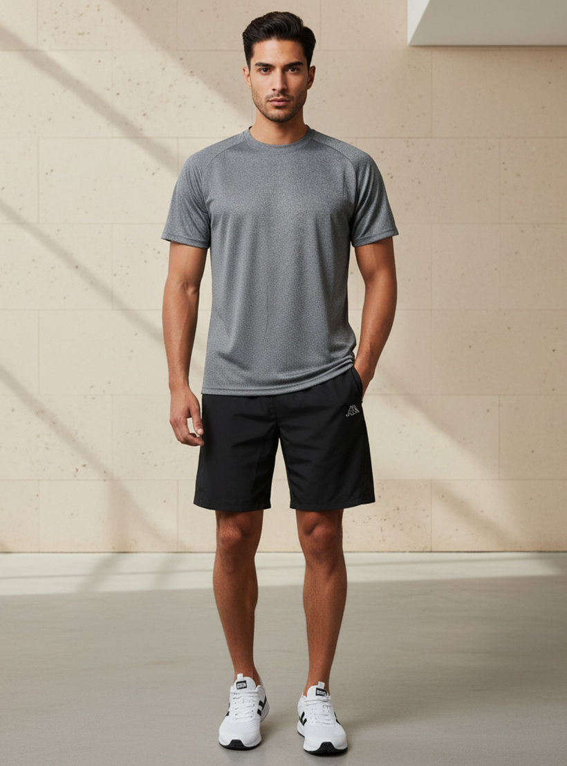 تيشيرت بقصة عادية وياقة ضيقة وأكمام قصيرة للرجال-men-clothing-tshirtsandpolos-tshirts-image-3
