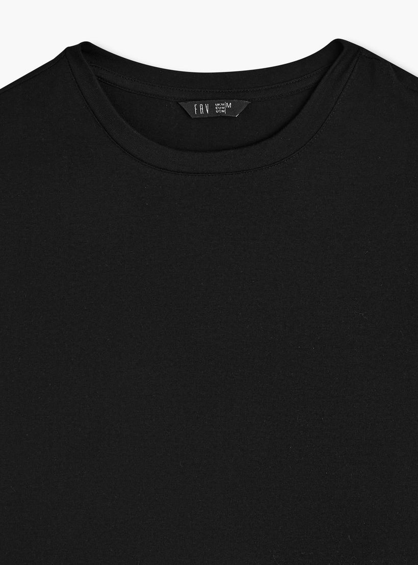 تيشيرت بأكمام قصيرة ورقبة ضيقة للرجال - عبوة من قطعتين-men-clothing-tshirtsandpolos-tshirts-image-4
