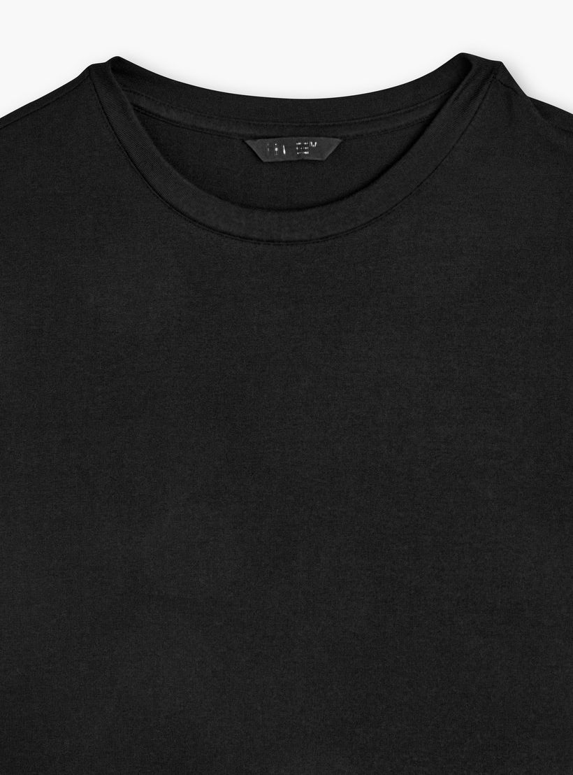 تيشيرت بأكمام قصيرة ورقبة ضيقة للرجال - عبوة من قطعتين-men-clothing-tshirtsandpolos-tshirts-image-5