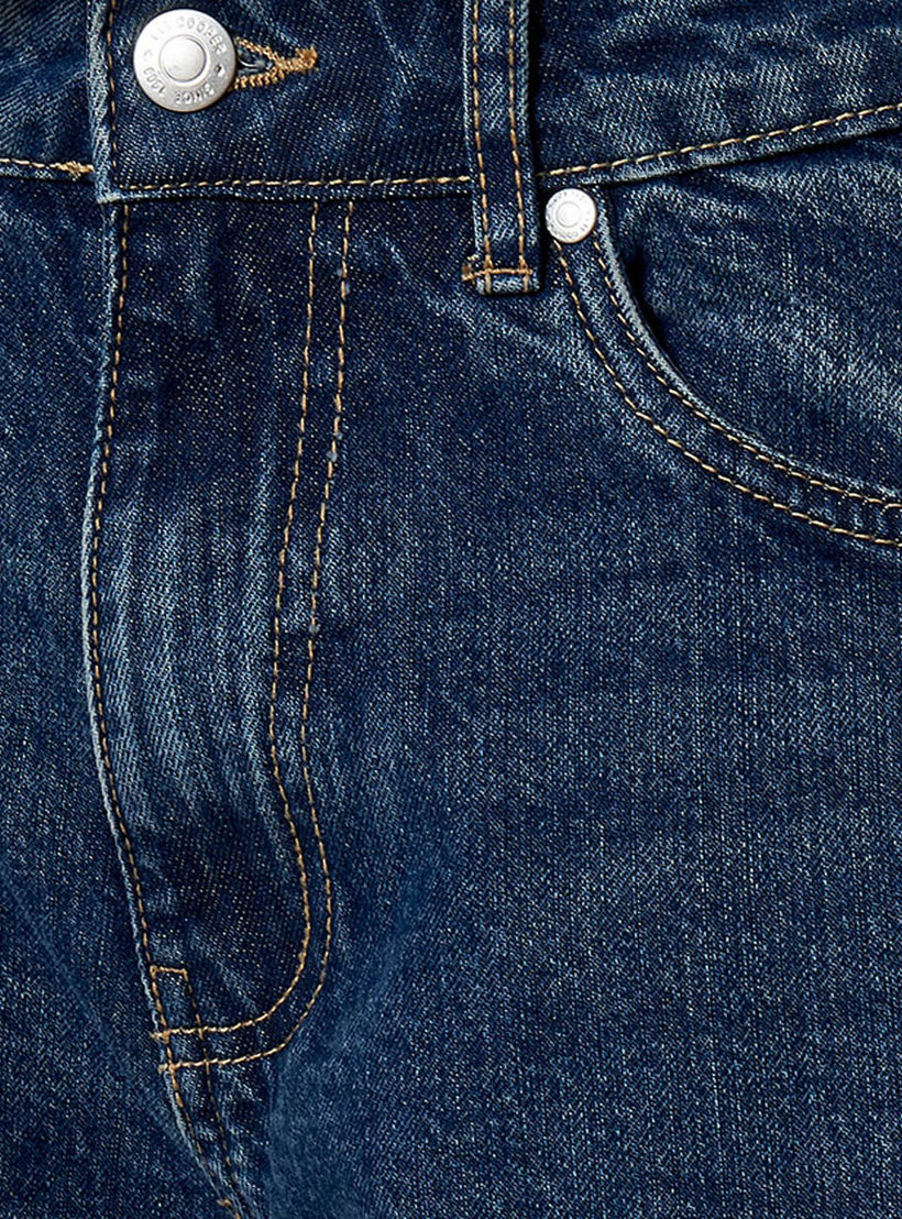 بنطلون جينز قطن واسع الساق بزر إغلاق وجيوب من لي كوبر-women-clothing-bottoms-jeans-image-2