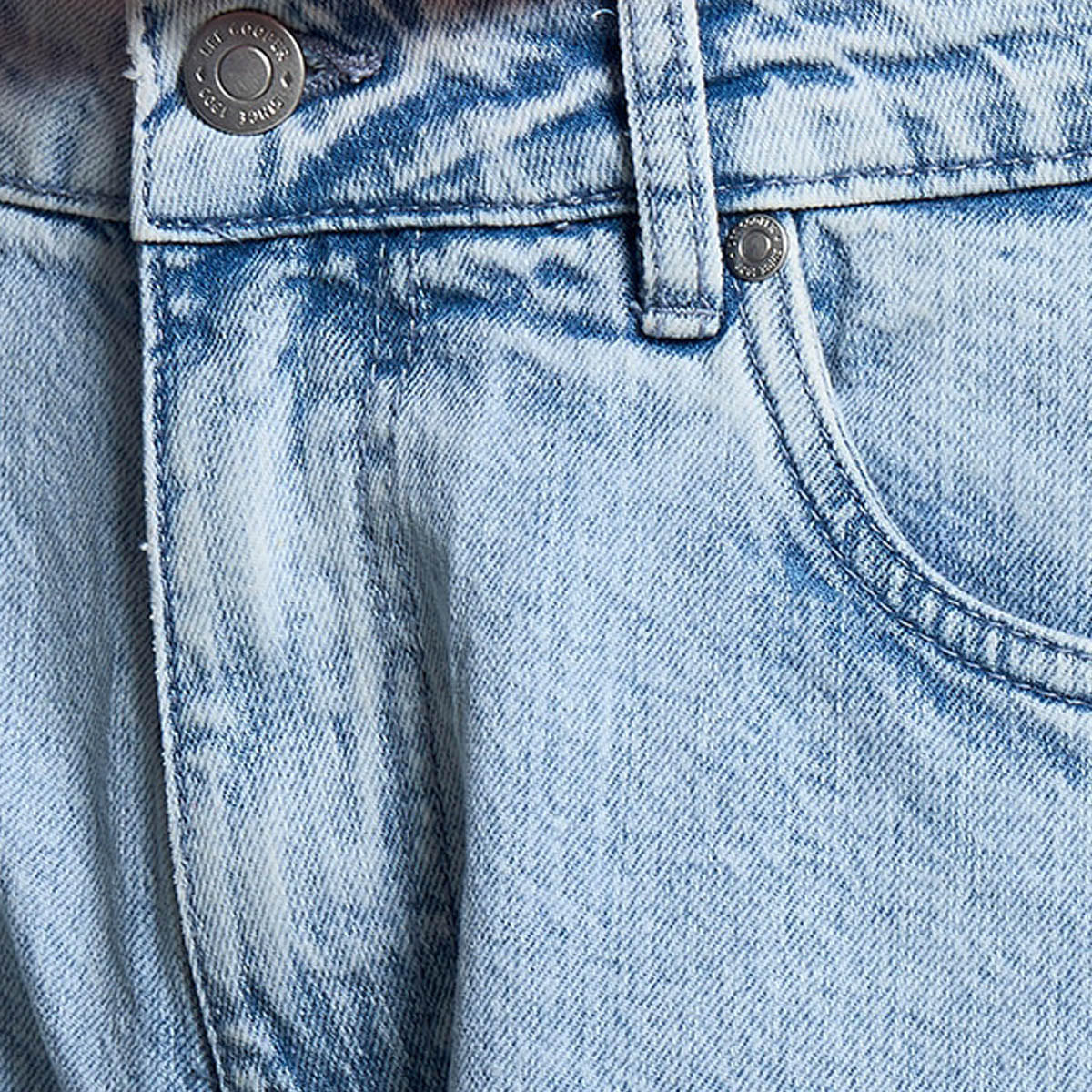 بنطلون جينز قطن واسع الساق بزر إغلاق وجيوب من لي كوبر-women-clothing-bottoms-jeans-image-2