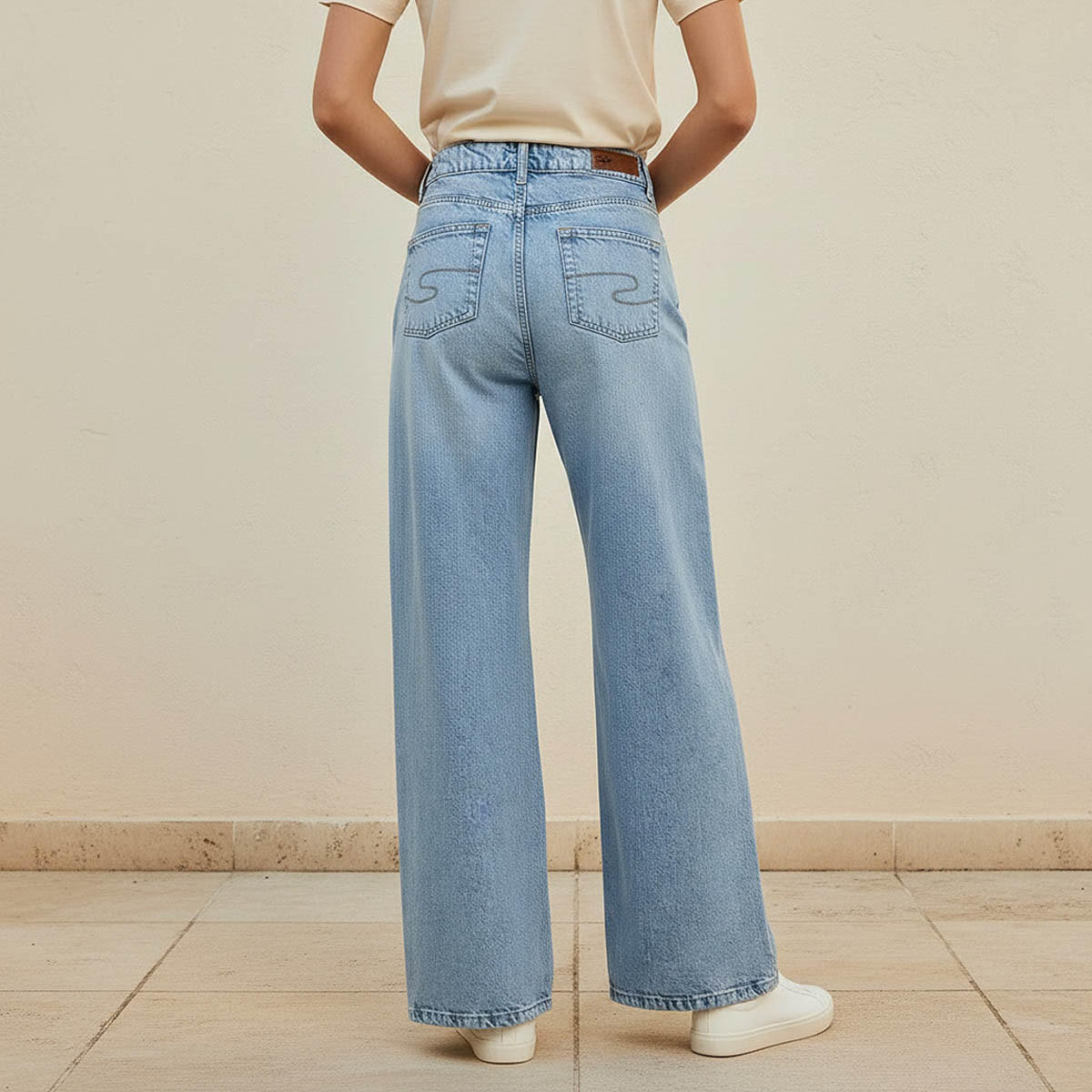 بنطلون جينز قطن واسع الساق بزر إغلاق وجيوب من لي كوبر-women-clothing-bottoms-jeans-image-4
