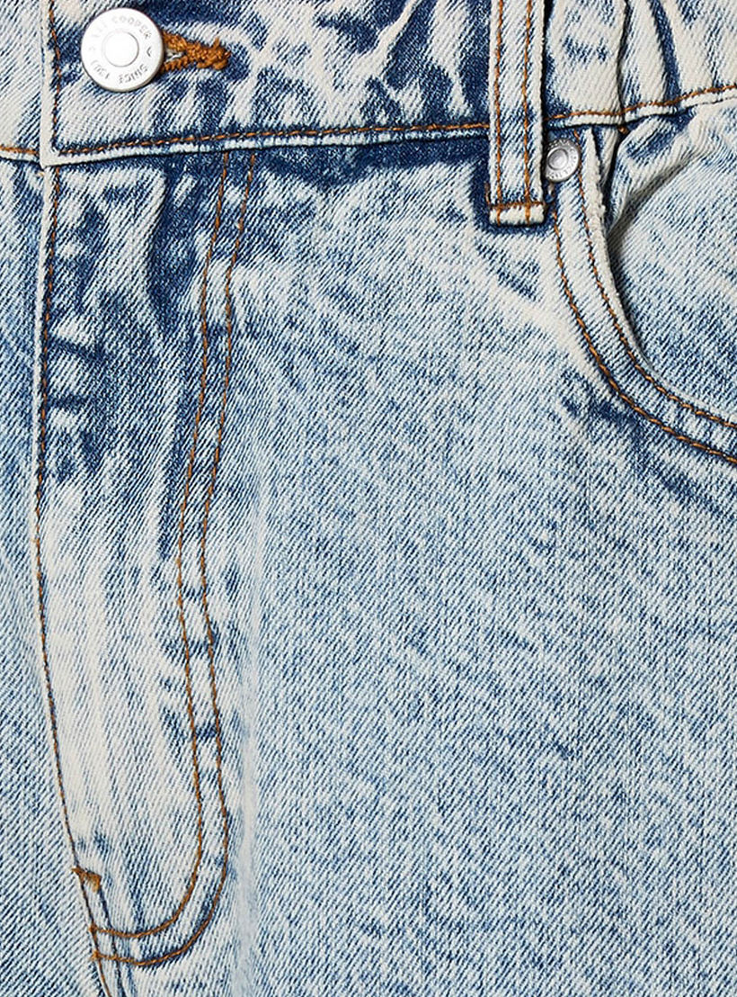 بنطلون جينز قطن واسع الساق بخصر أزرار وجيوب من لي كوبر-women-clothing-bottoms-jeans-image-2