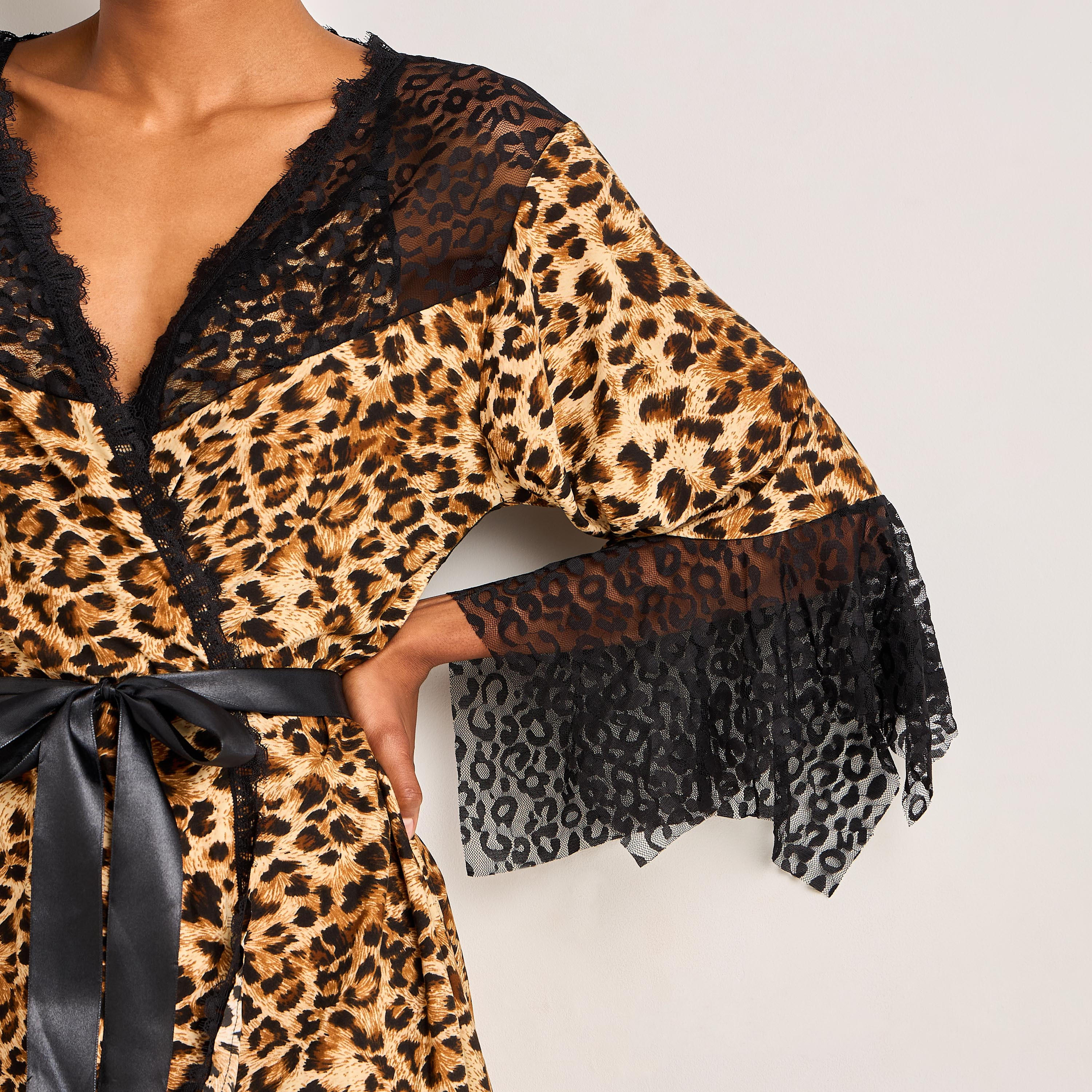 فستان نوم مع روب وسروال ثونغ-women-clothing-nightwear-nighties-image-8