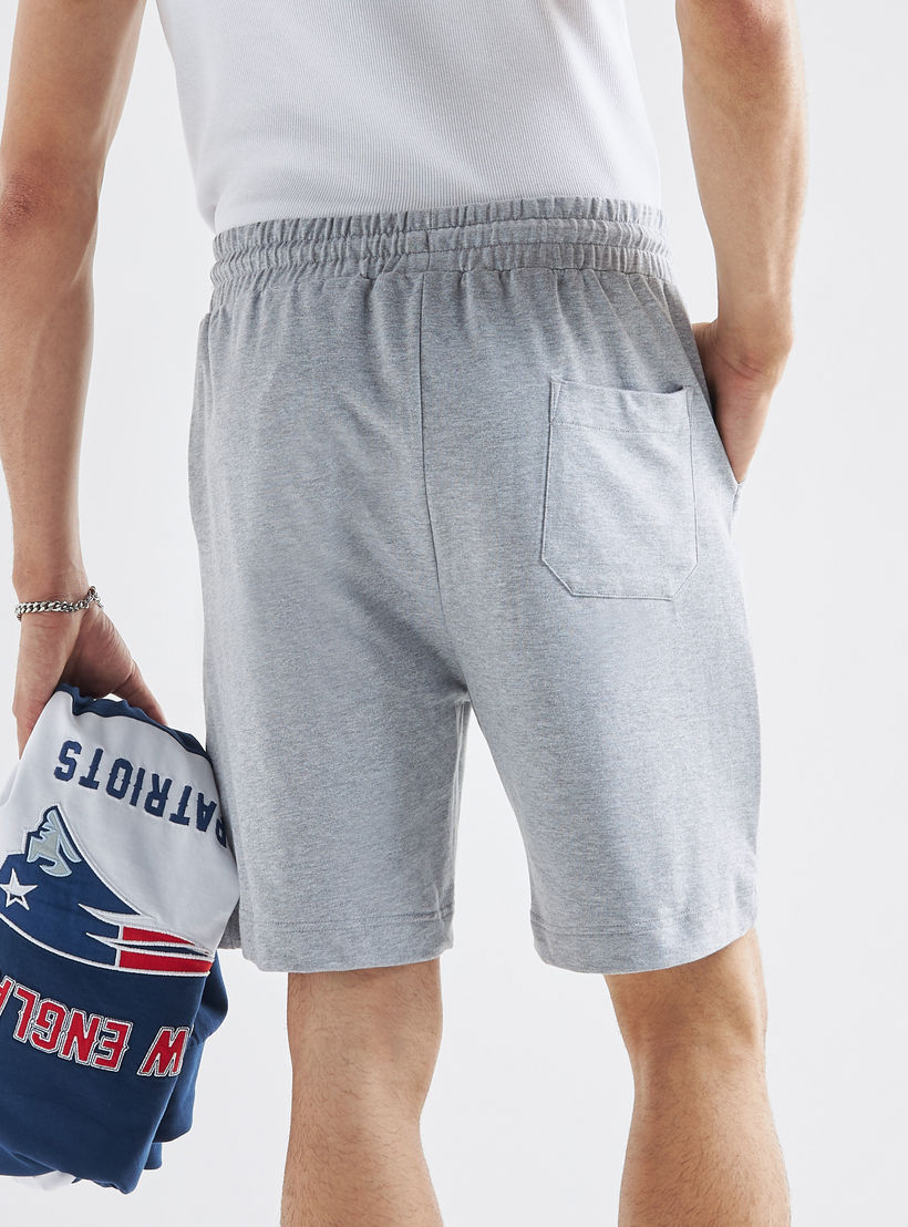 شورت بجيوب ورباط إغلاق وطبعات-men-clothing-bottoms-shorts-image-3