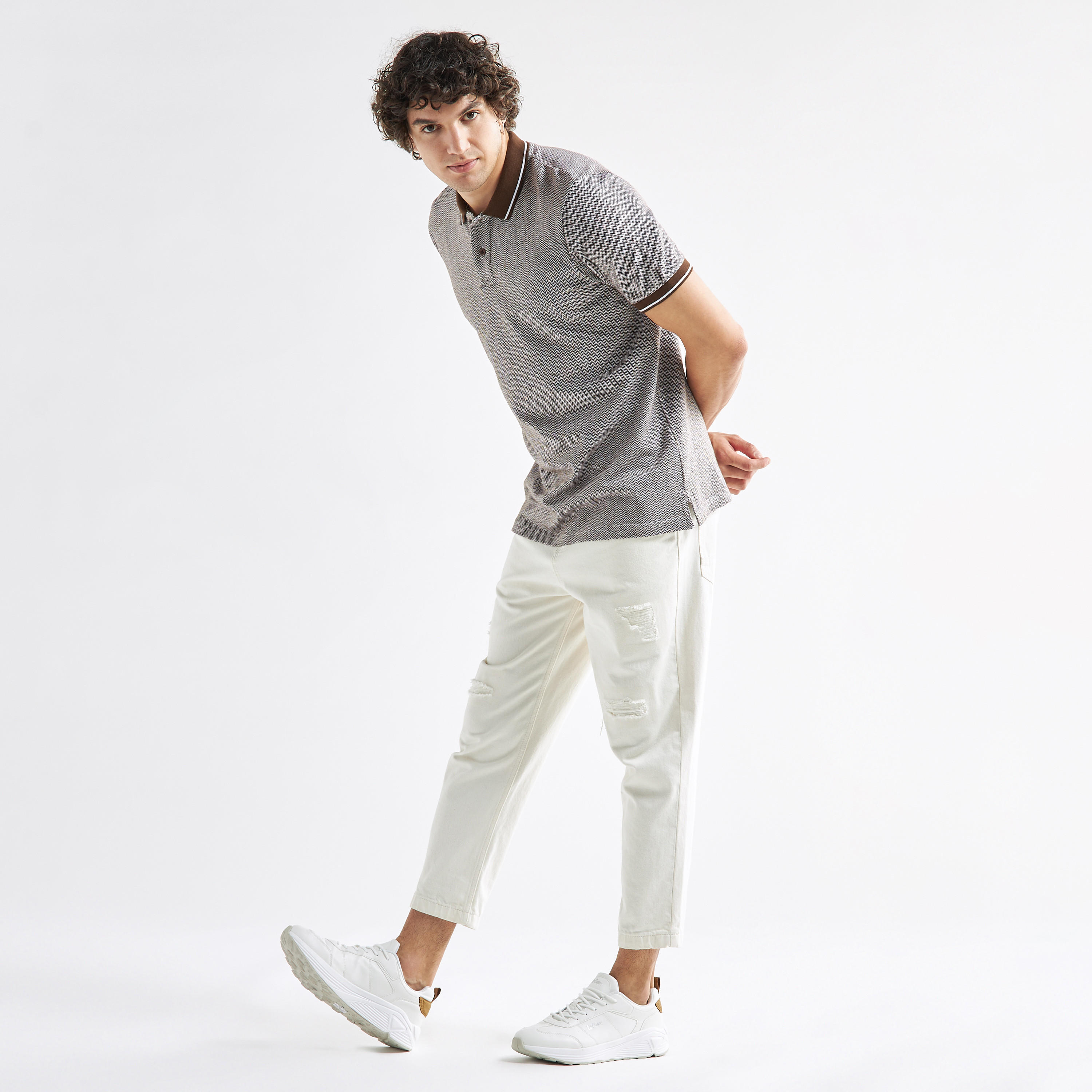 تيشيرت بولو شيفرون بارز الملمس بأكمام قصيرة-men-clothing-tshirtsandpolos-polos-image-2