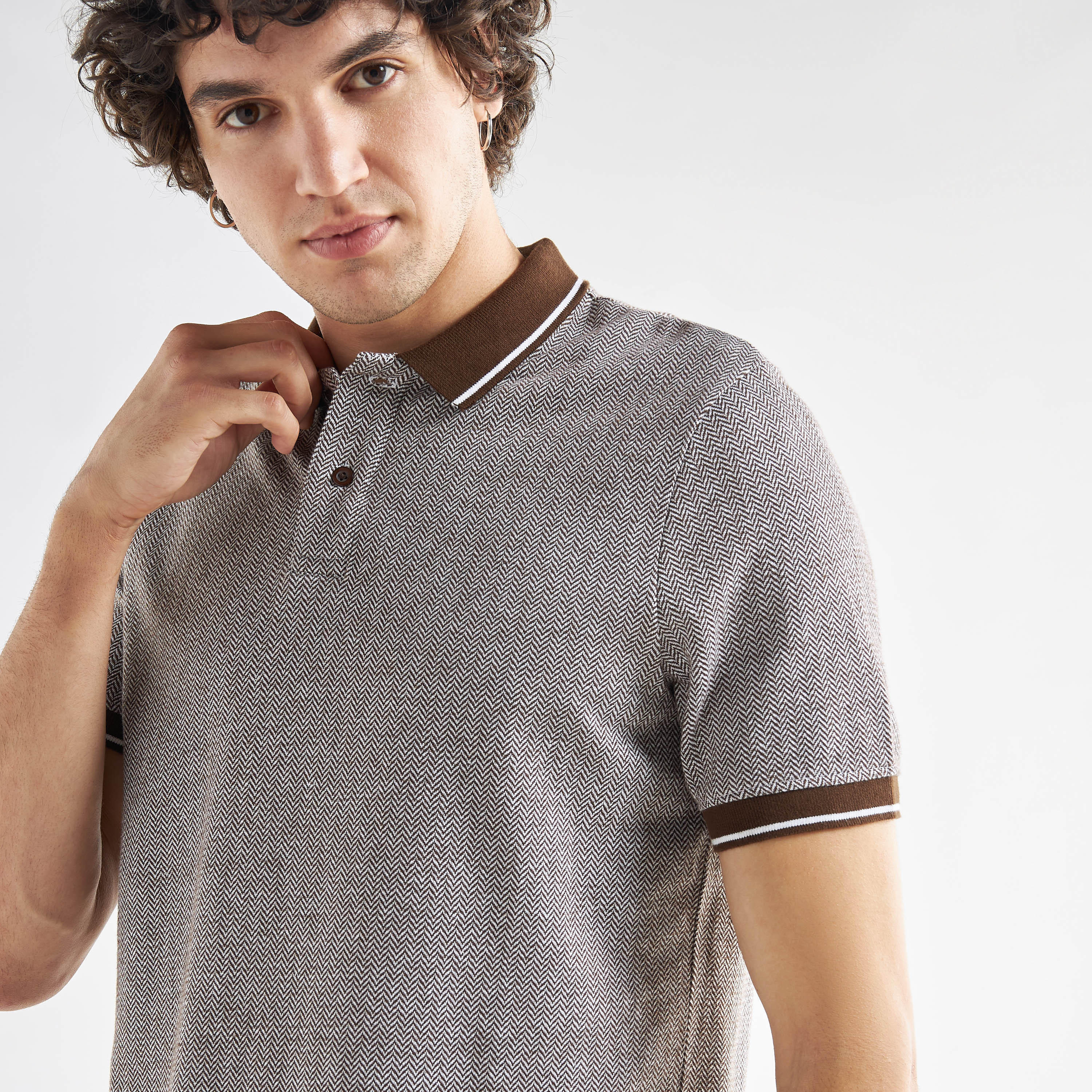 تيشيرت بولو شيفرون بارز الملمس بأكمام قصيرة-men-clothing-tshirtsandpolos-polos-image-4