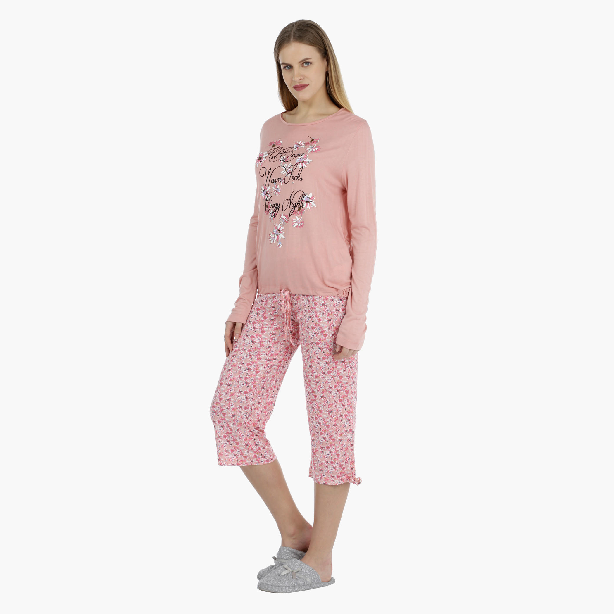 Printed Top with Tie-up Hem and Floral Print Bottom Capri Set-women-clothing-nightwear-pyjamas-longsets-image-3