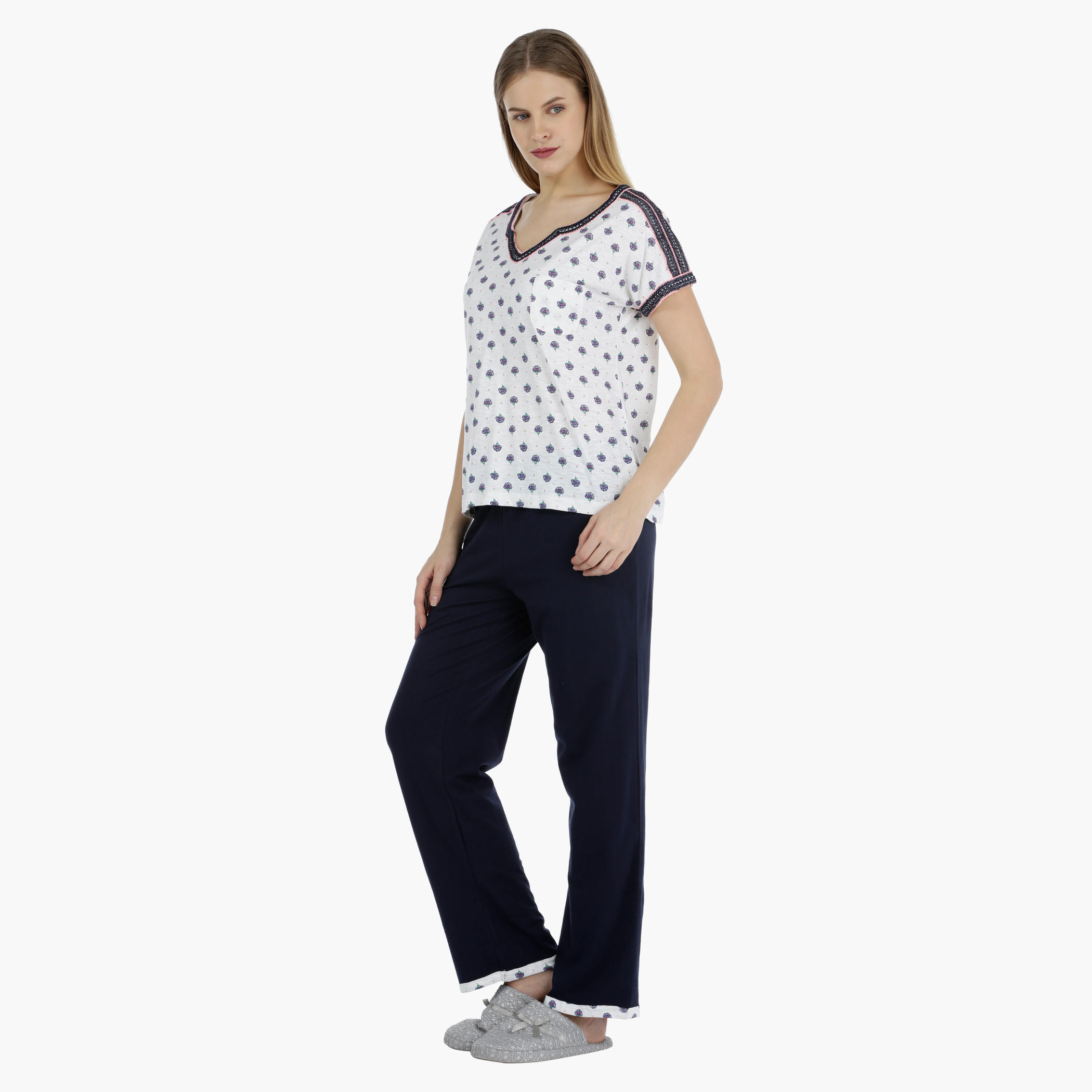 Printed Top and Solid Full-length Bottom Pajama Set-women-clothing-nightwear-pyjamas-longsets-image-3