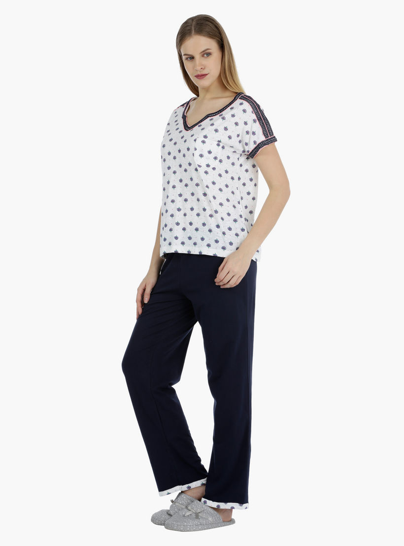 Printed Top and Solid Full-length Bottom Pajama Set-women-clothing-nightwear-pyjamas-longsets-image-3
