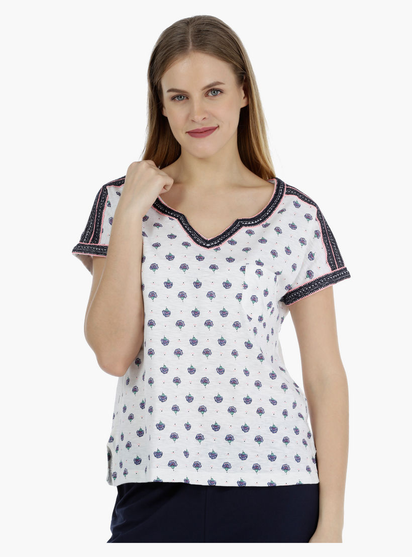 Printed Top and Solid Full-length Bottom Pajama Set-women-clothing-nightwear-pyjamas-longsets-image-4