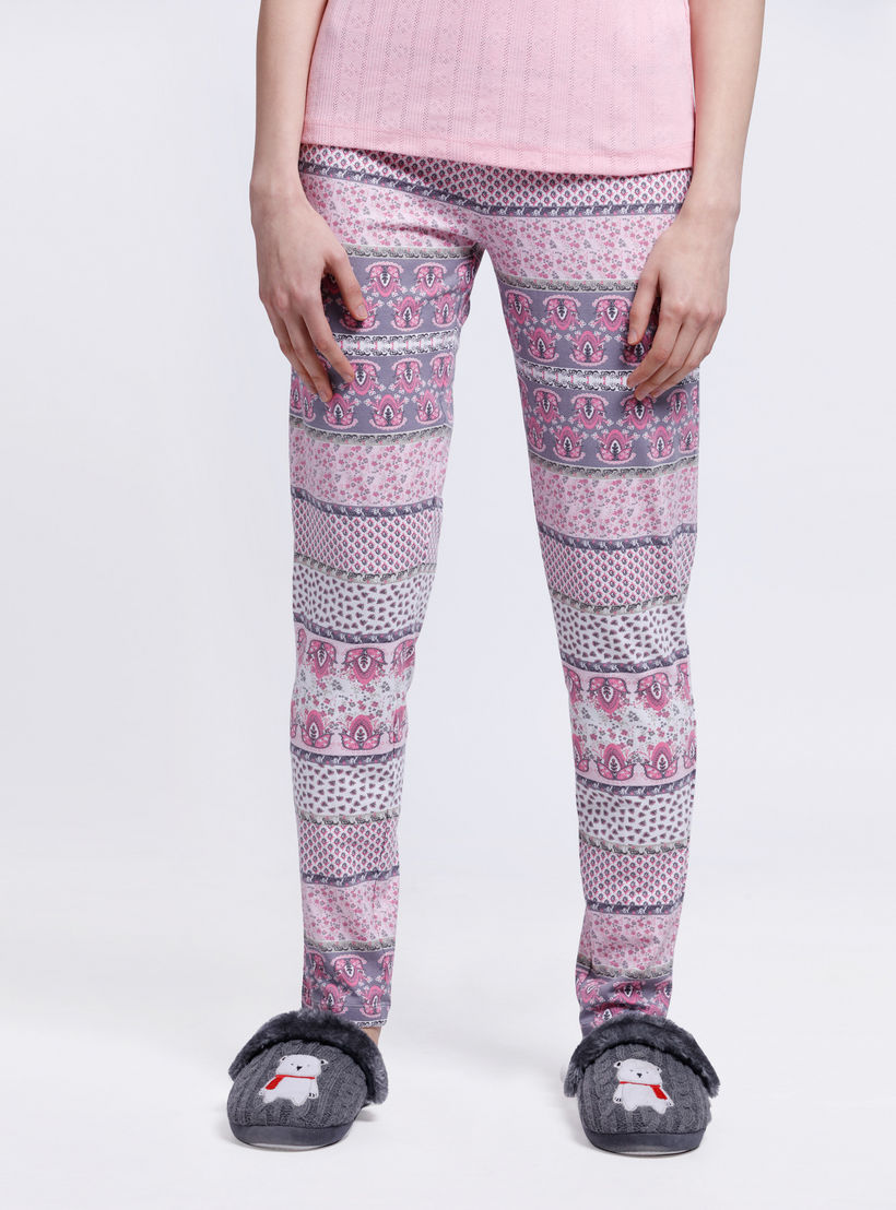 طقم بنطال بيجاما وتيشيرت بطبعات-women-clothing-nightwear-pyjamas-longsets-image-1