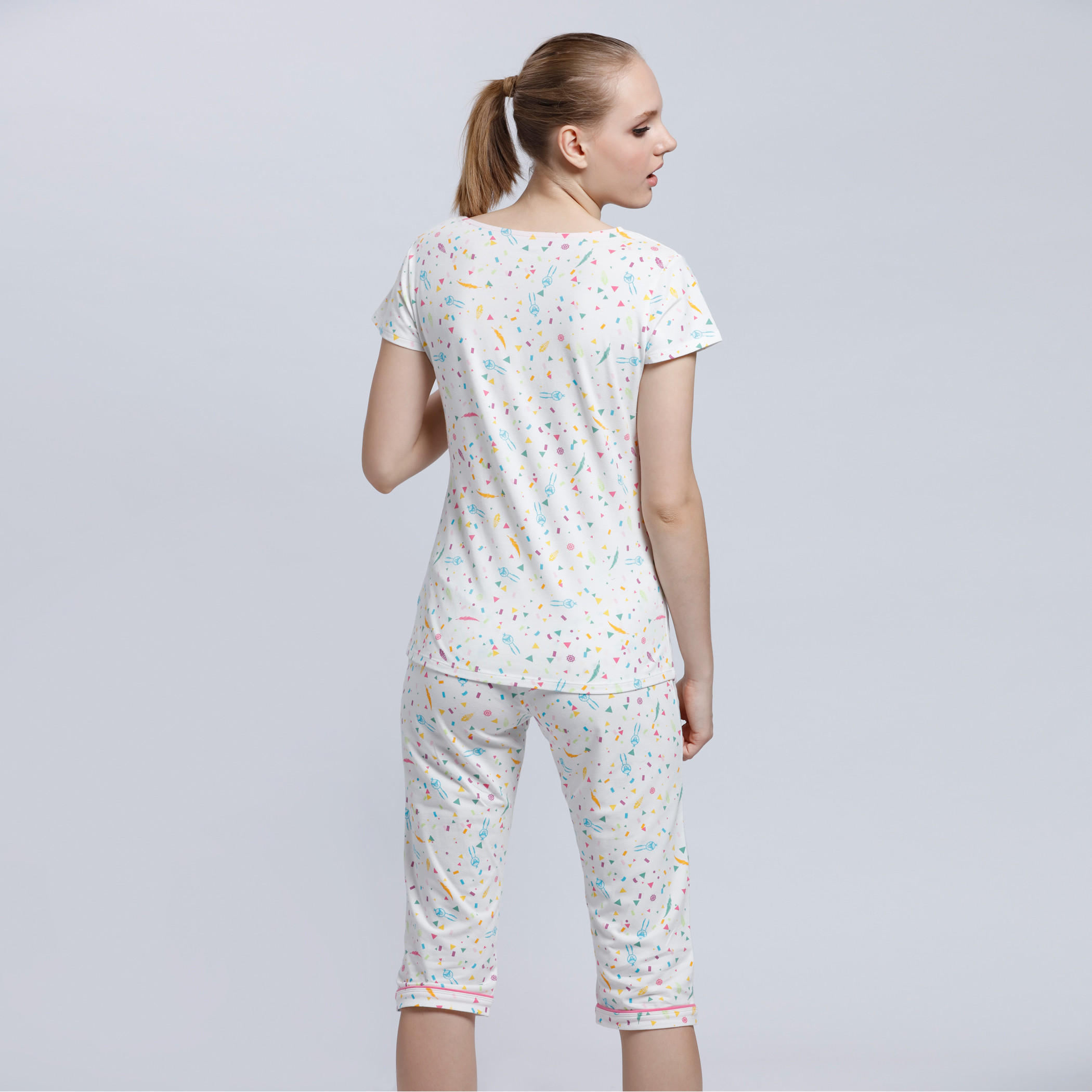 Printed Round Neck T-Shirt and Capri Set-women-clothing-nightwear-pyjamas-longsets-image-2