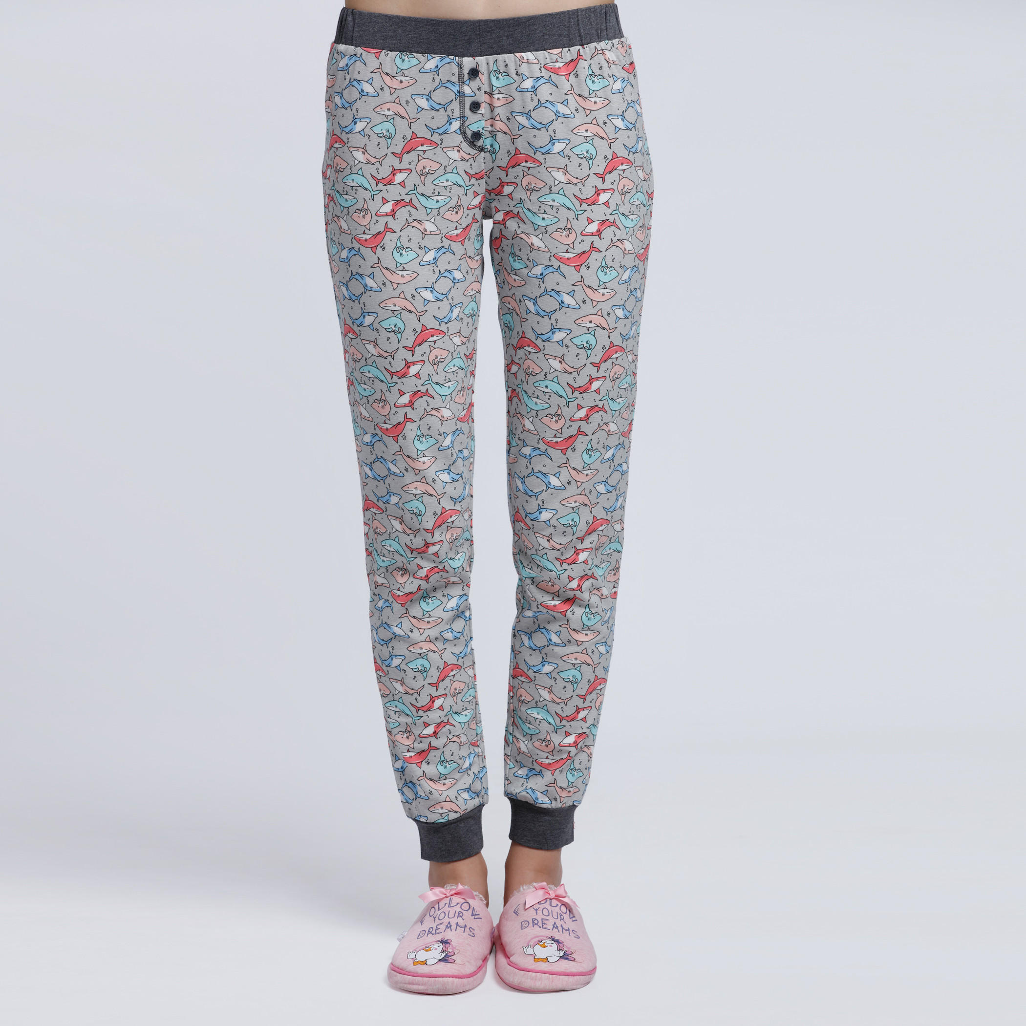 طقم بنطال بيجاما وتيشيرت بياقة مستديرة وطبعات-women-clothing-nightwear-pyjamas-longsets-image-5