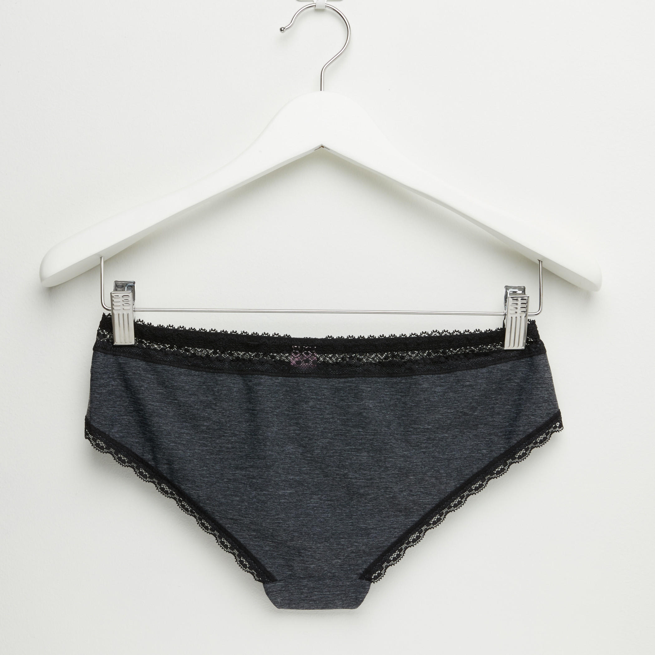 سروال بتفاصيل مطّاطية وتفاصيل دانتيل-women-clothing-lingerie-panties-image-2