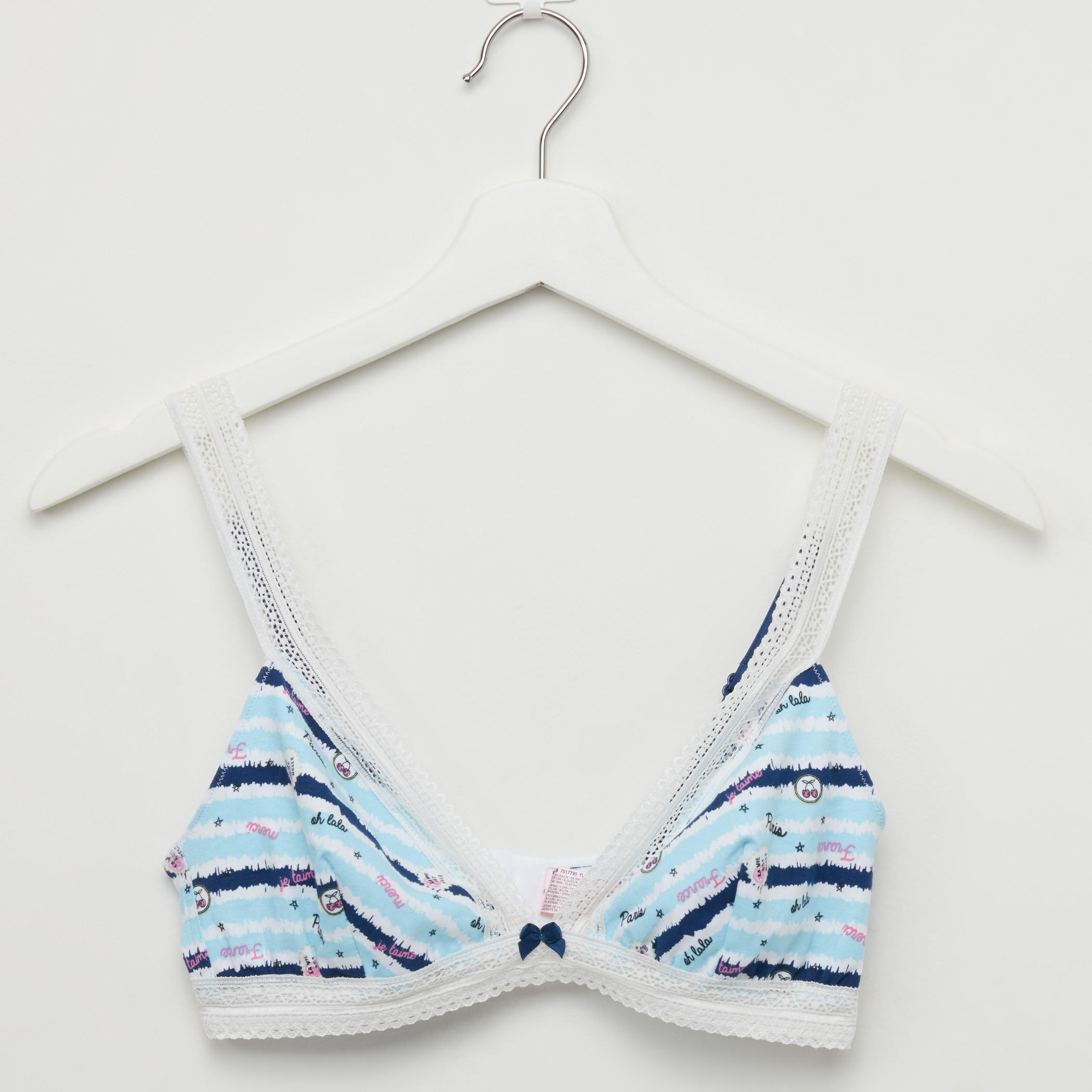 طقم سراويل بيكيني وصدرية بطبعات وتفاصيل دانتيل-women-clothing-lingerie-lingeriesets-image-1