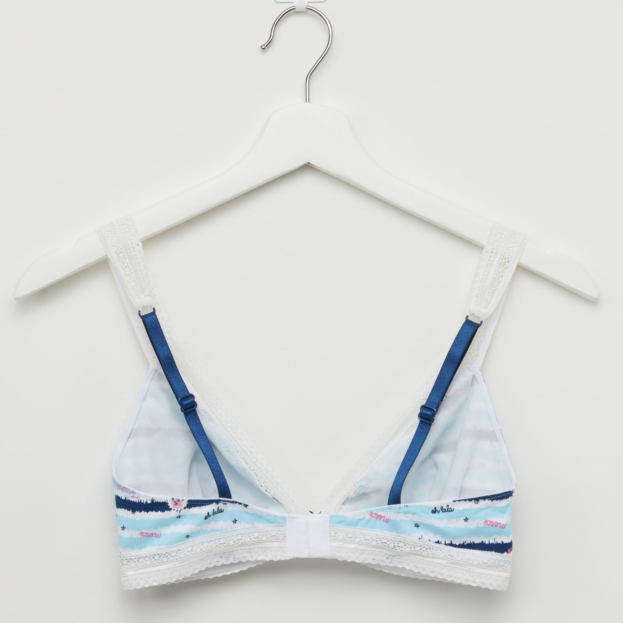 طقم سراويل بيكيني وصدرية بطبعات وتفاصيل دانتيل-women-clothing-lingerie-lingeriesets-image-2