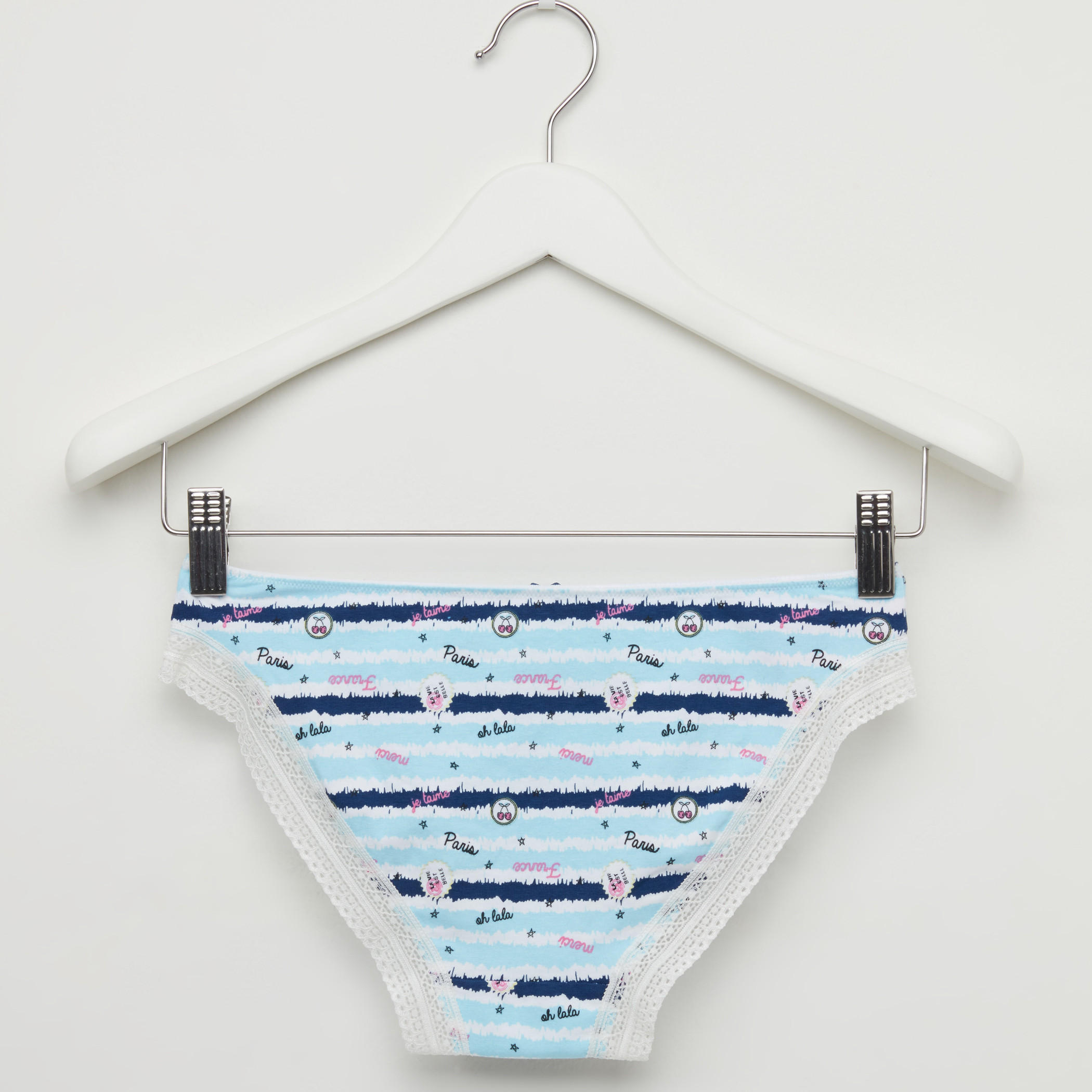 طقم سراويل بيكيني وصدرية بطبعات وتفاصيل دانتيل-women-clothing-lingerie-lingeriesets-image-4