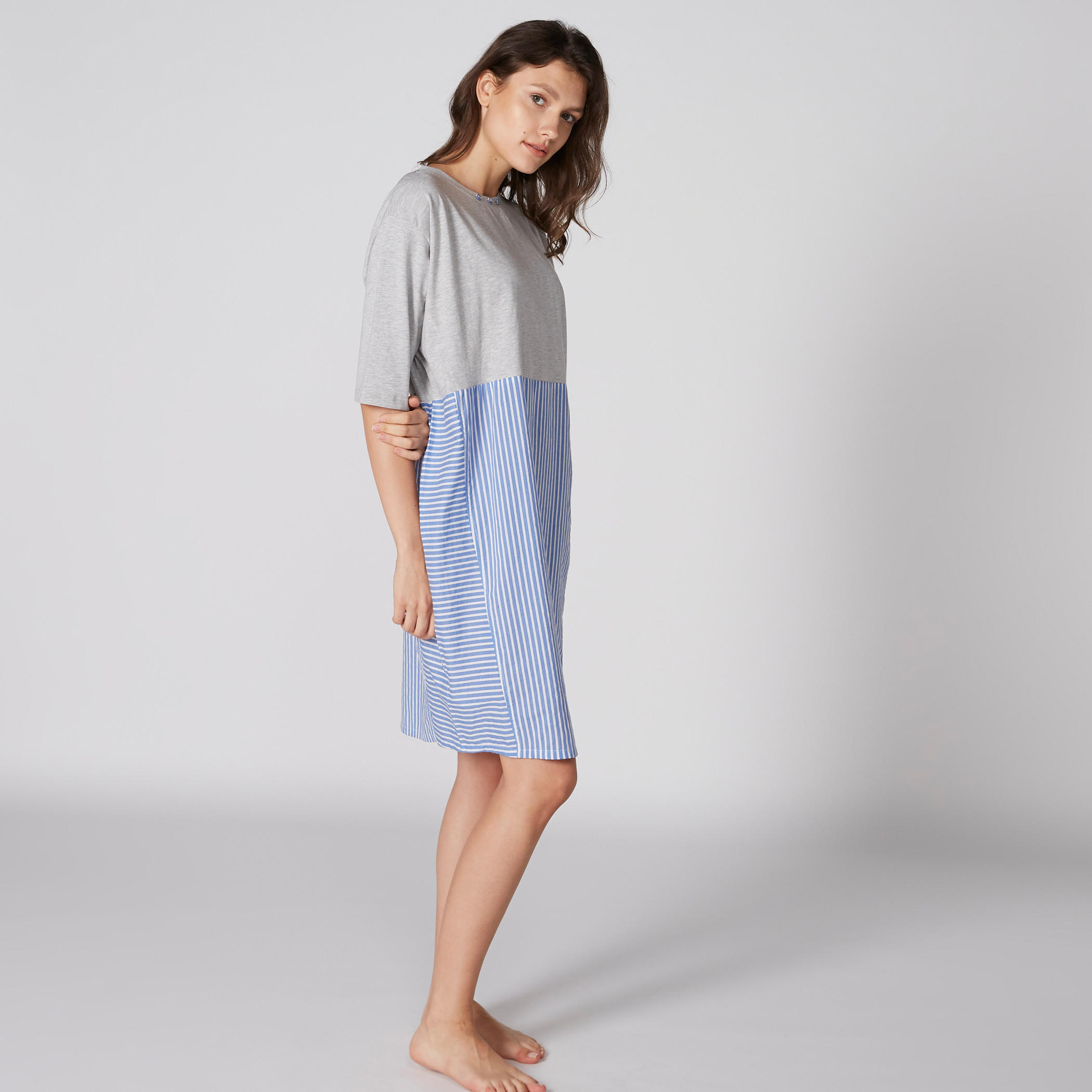 فستان نوم متوسط الطول مقلّم بياقة مستديرة-women-clothing-nightwear-nighties-image-1